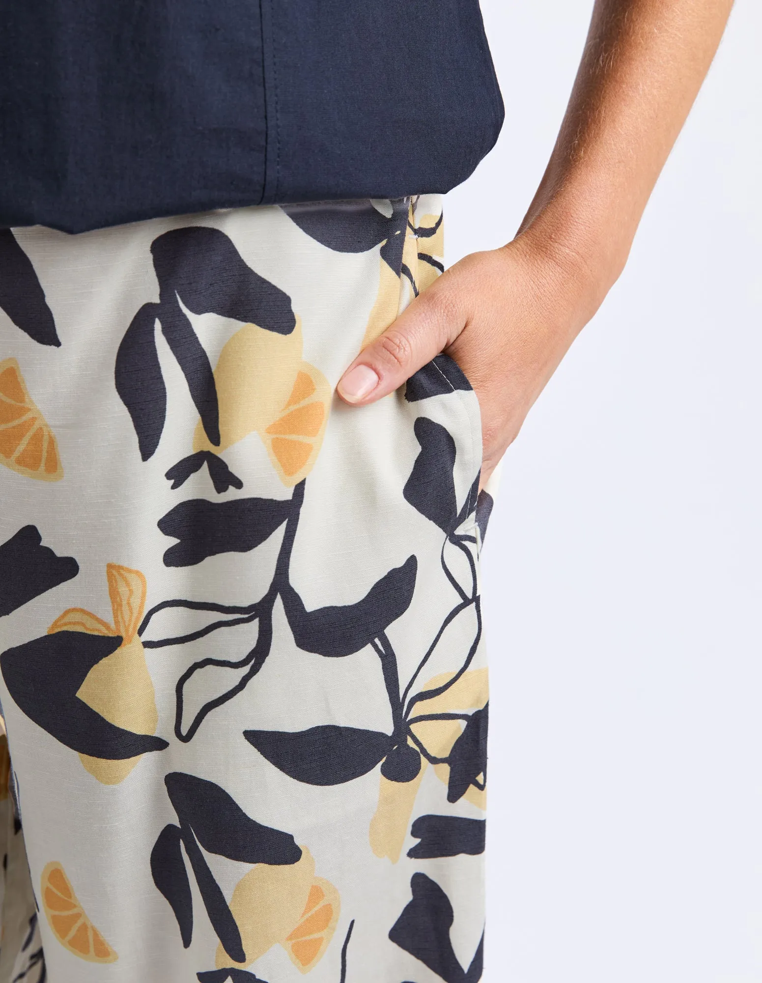 Limone Pant Limone Leaf Print sold by Elm Lifestyle product image thumbnail 5