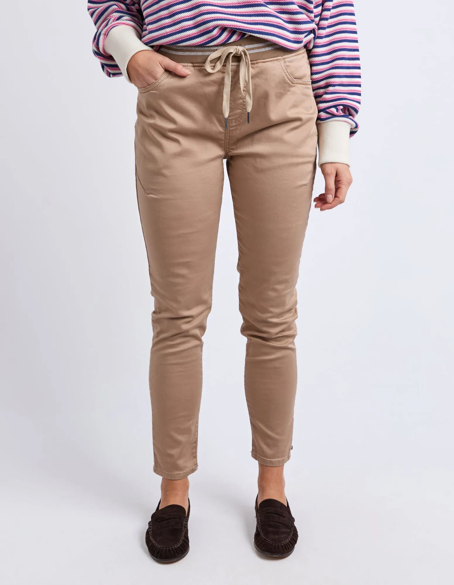 Margo Jogger Timeless Taupe sold by Elm Lifestyle product image thumbnail 2