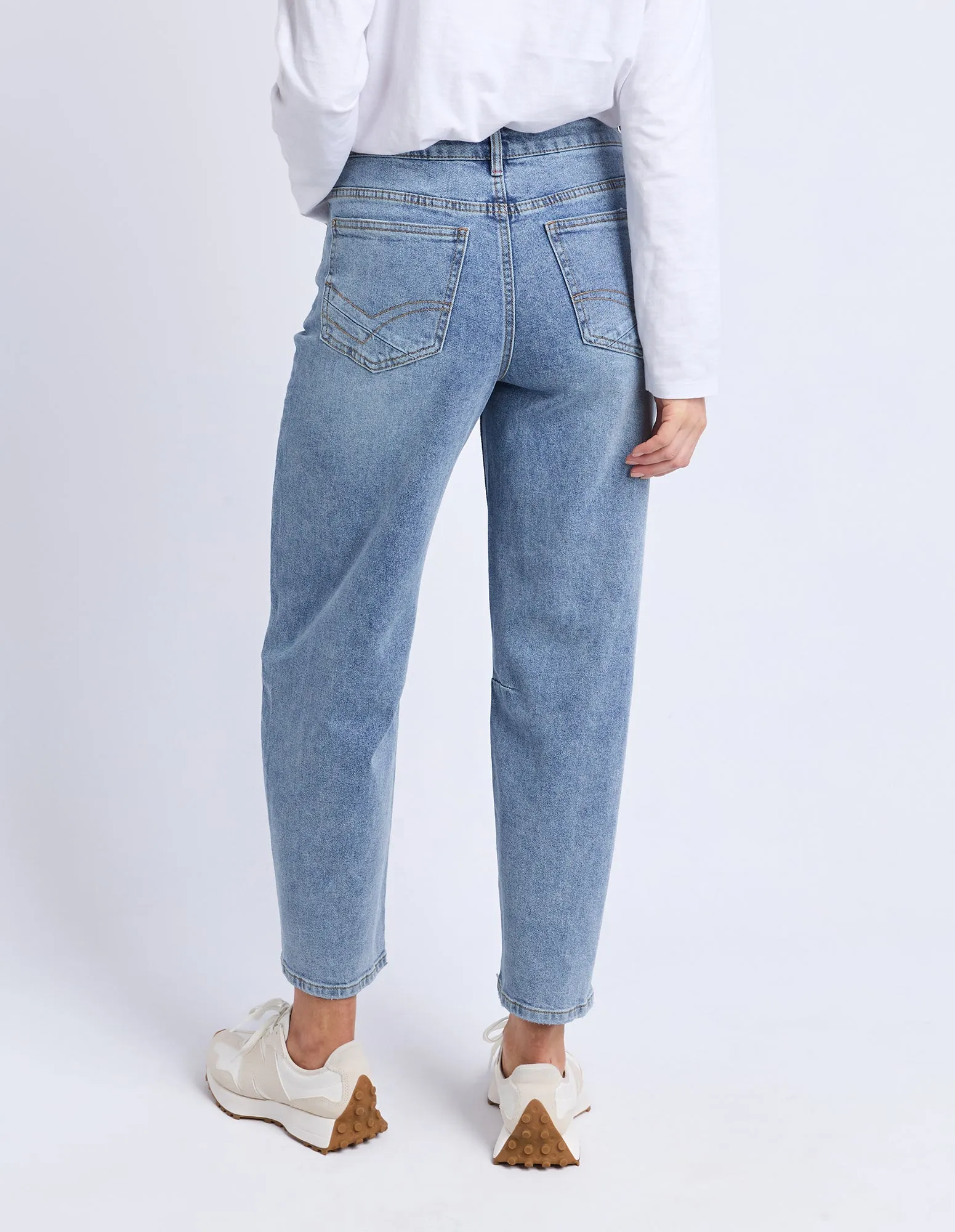 Bessie Barrel Leg Jean Mid Blue Wash sold by Elm Lifestyle product image thumbnail 3