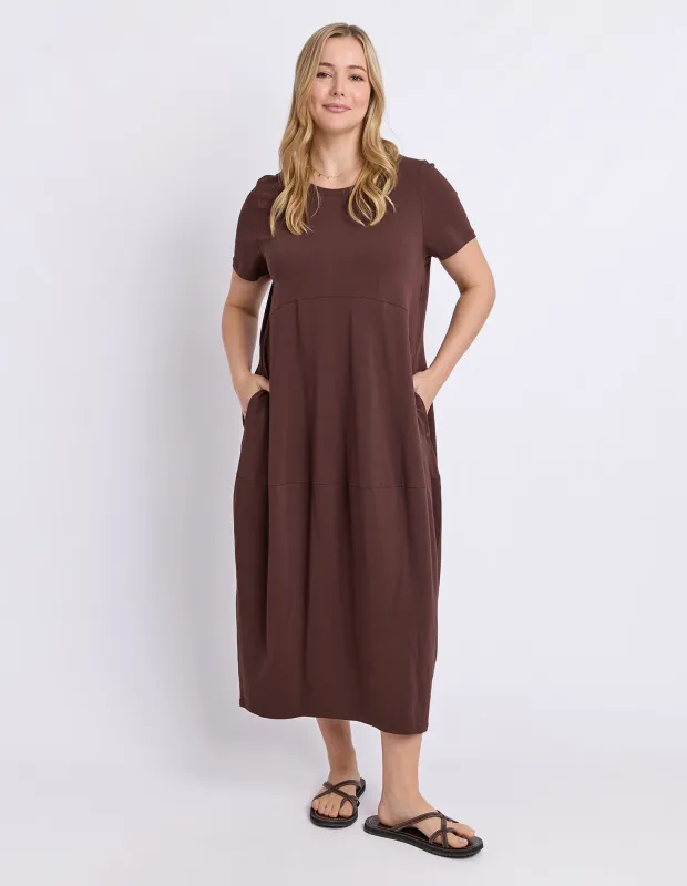 Diana Short Sleeve Dress Chocolate made by Elm Lifestyle