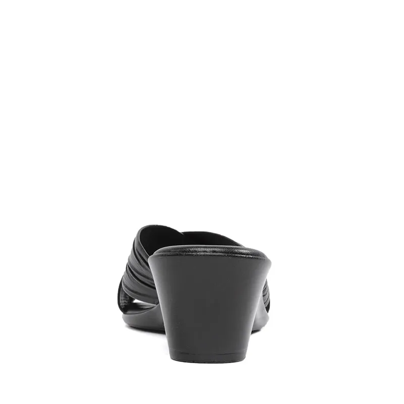 D168 sold by Rubino Shoes product image thumbnail 4