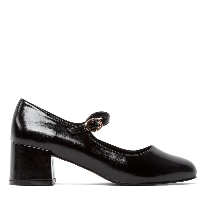 DATES sold by Rubino Shoes
