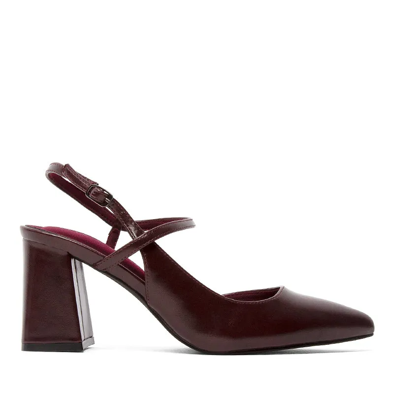 MIA PUMP made by Kelly & Katie