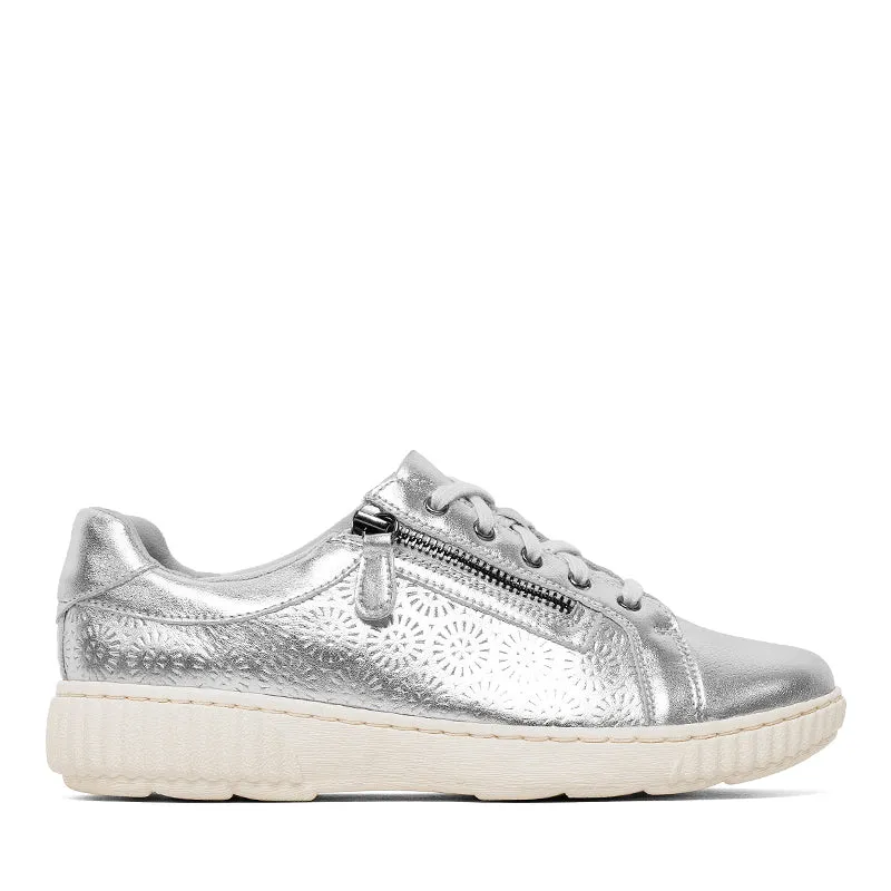 CAROLINE RIO WIDE made by Clarks