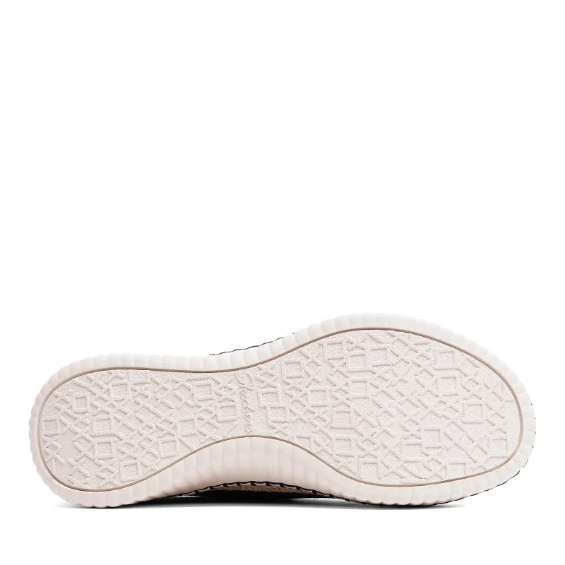 WILSHIRE BLVD BREEZY STROLL sold by Rubino Shoes product image thumbnail 4
