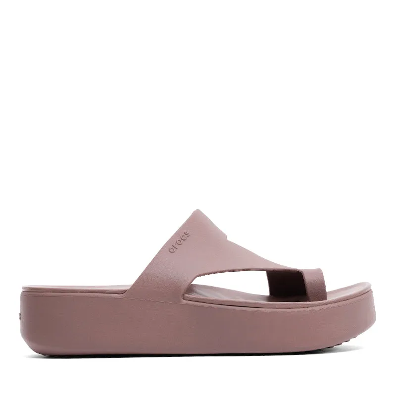 GETAWAY PLATFORM TOE W made by Crocs