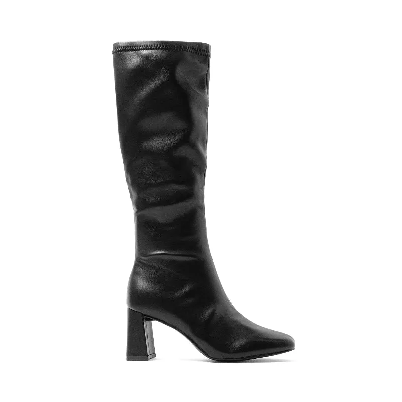 HOLLY made by Steve Madden