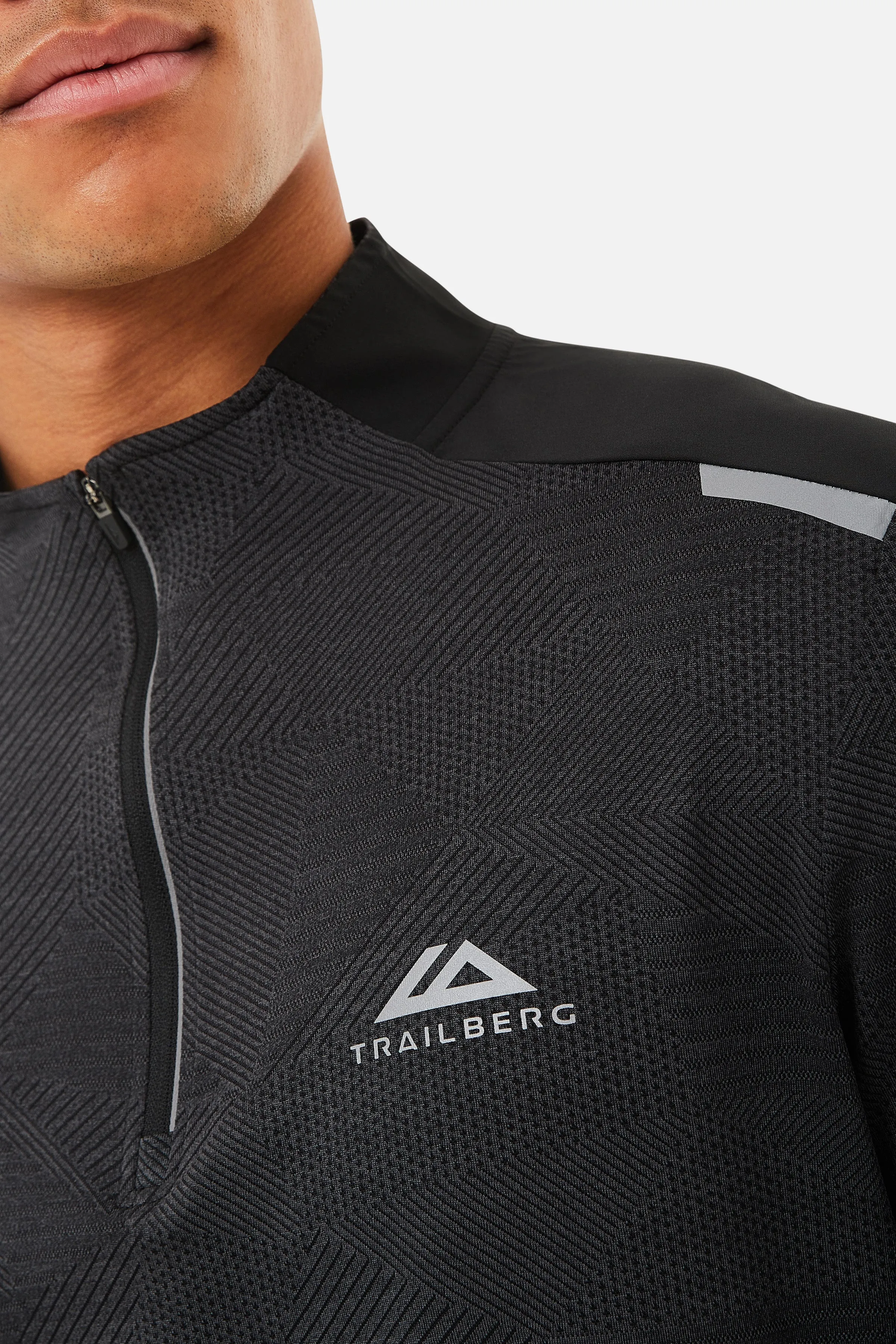 Dimension Quarter Zip - Black/Grey sold by Trailberg product image thumbnail 4