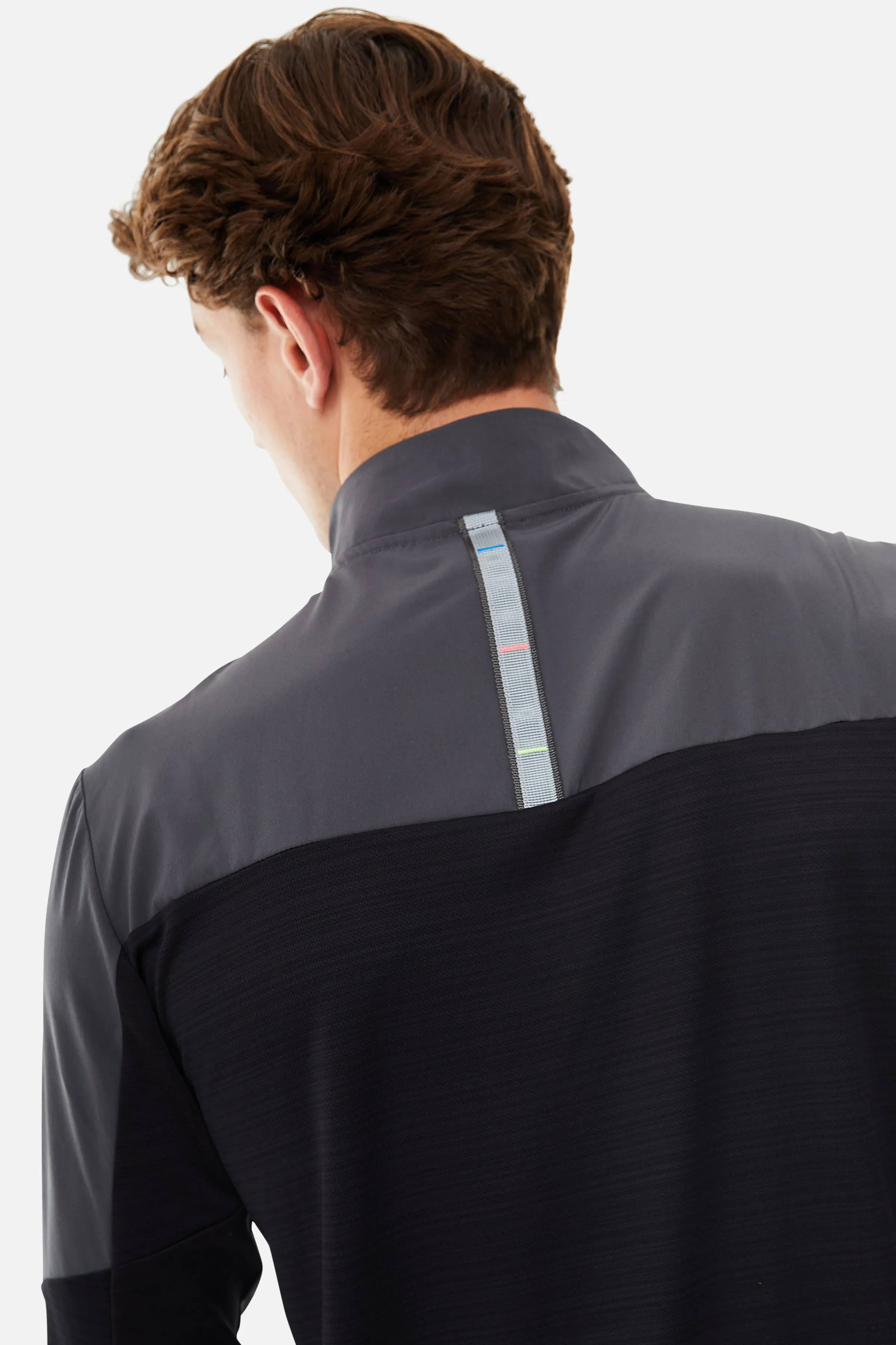 AW24 Triathlon 1/4 Zip - Black/Grey sold by Trailberg product image thumbnail 2