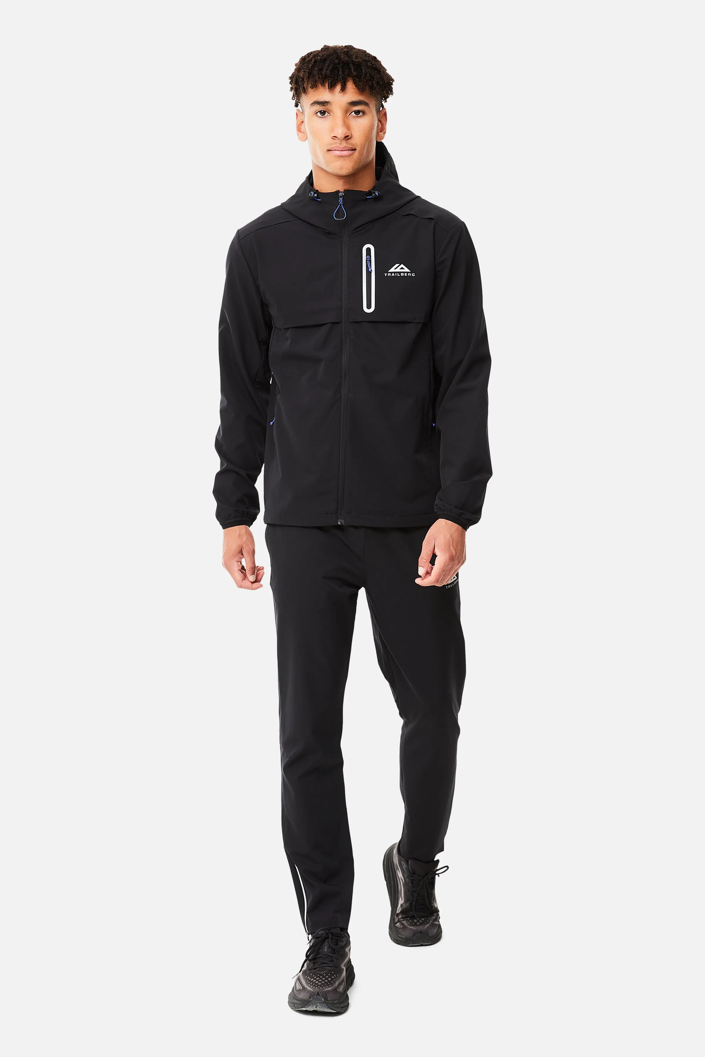Horizon Windbreaker - Black sold by Trailberg product image thumbnail 3