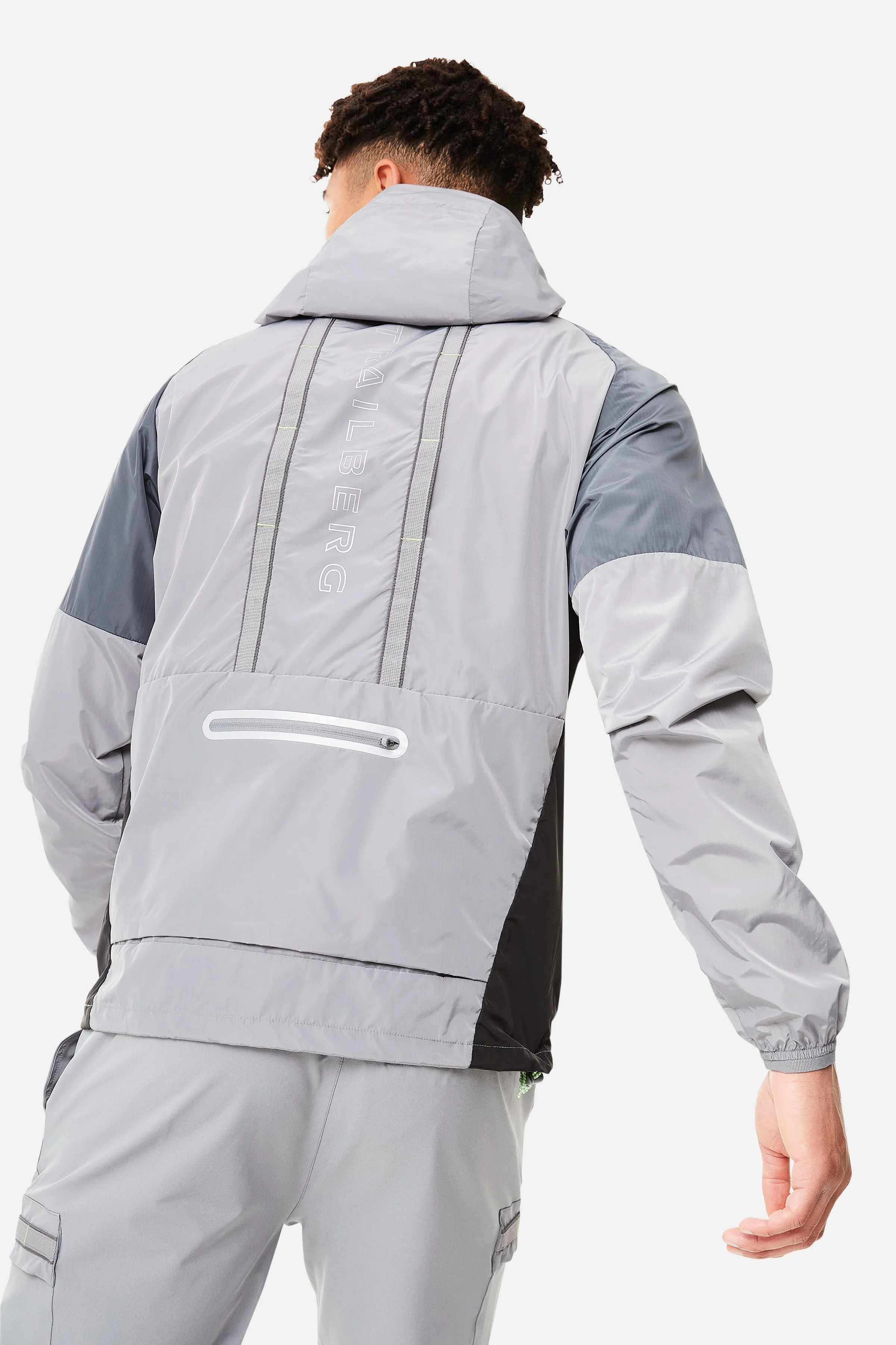 Triathlon 3.0 Windbreaker - Grey/Black sold by Trailberg product image thumbnail 2