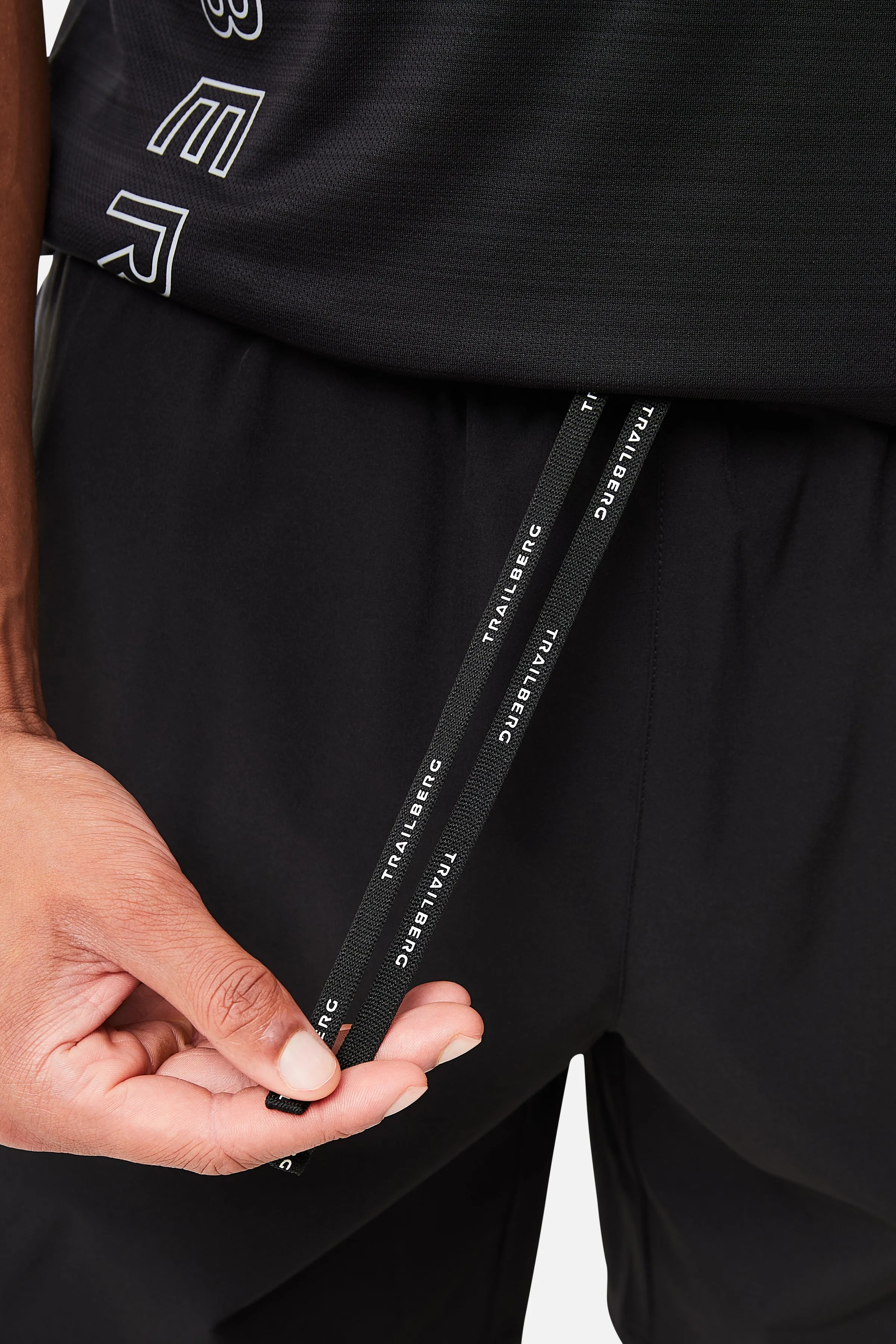 Triathlon 3.0 Short - Black/Charcoal Grey sold by Trailberg product image thumbnail 4