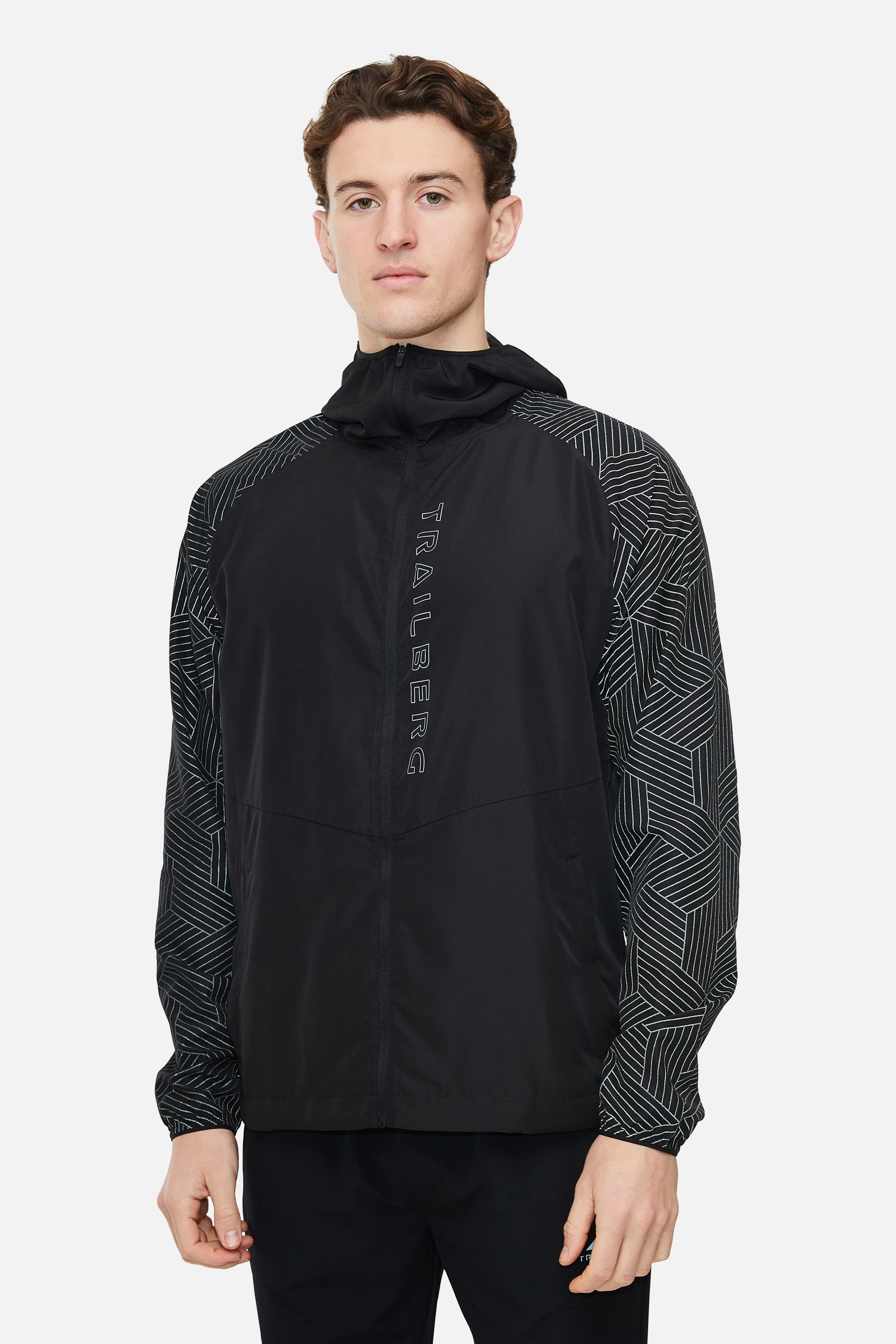 Axis Windbreaker - Black sold by Trailberg