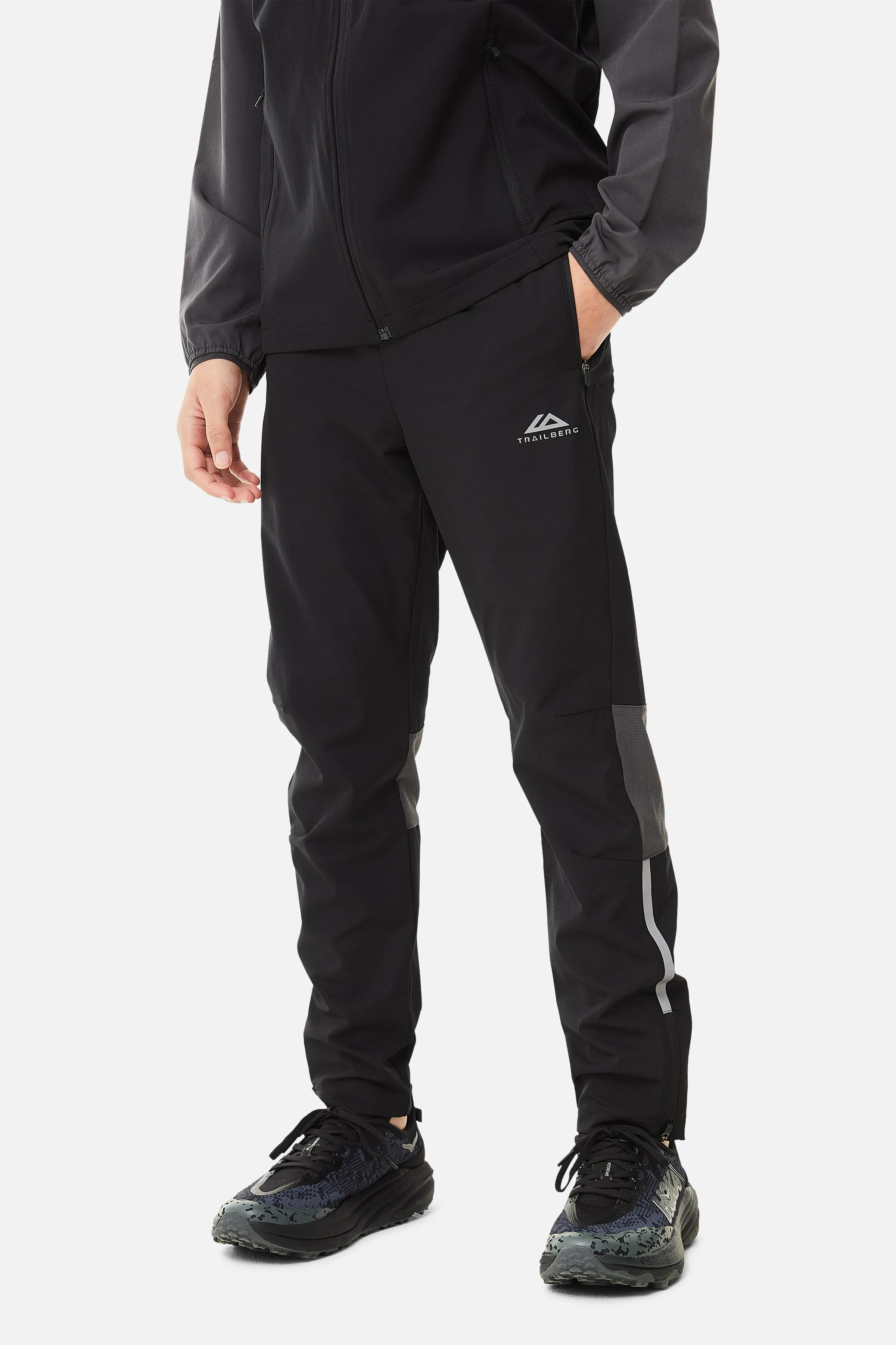 Boys Rapid Keyline Tracksuit - Black/Volcano Grey sold by Trailberg product image thumbnail 3