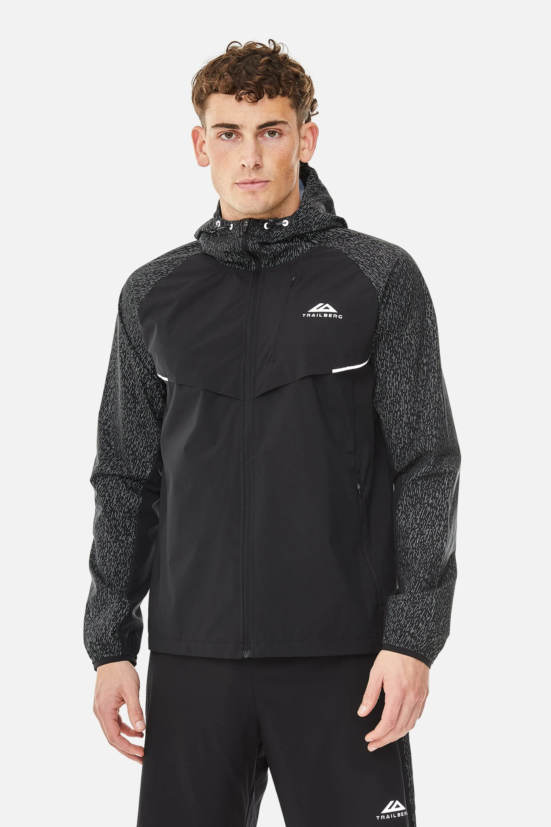 Reflect Windbreaker - Black sold by Trailberg