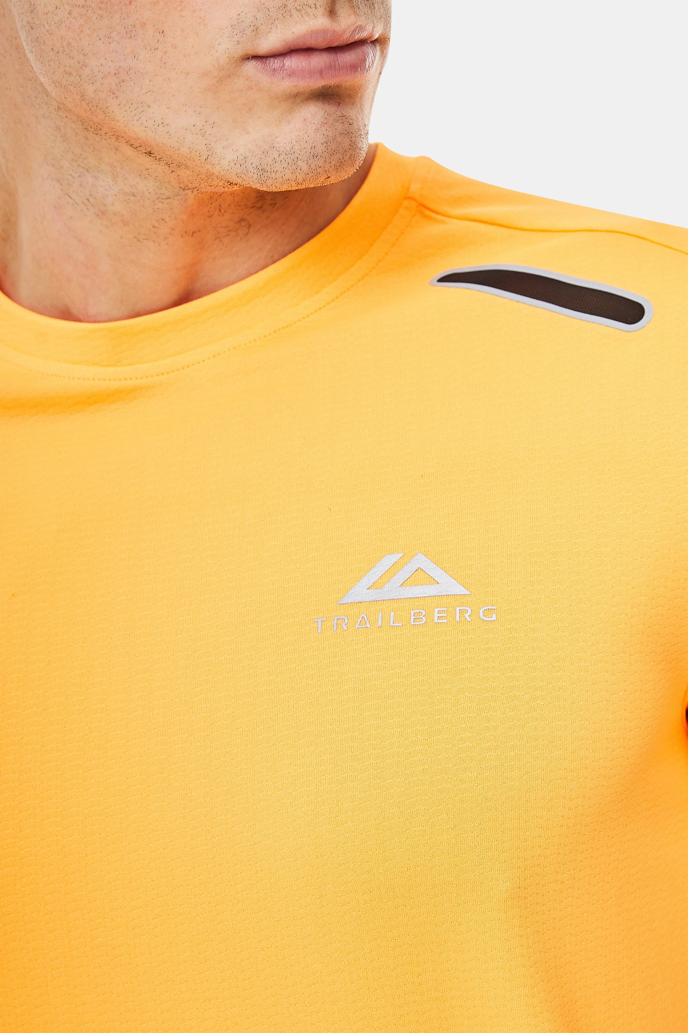 Gotthard Tee - Vivid Nectarine sold by Trailberg product image thumbnail 3