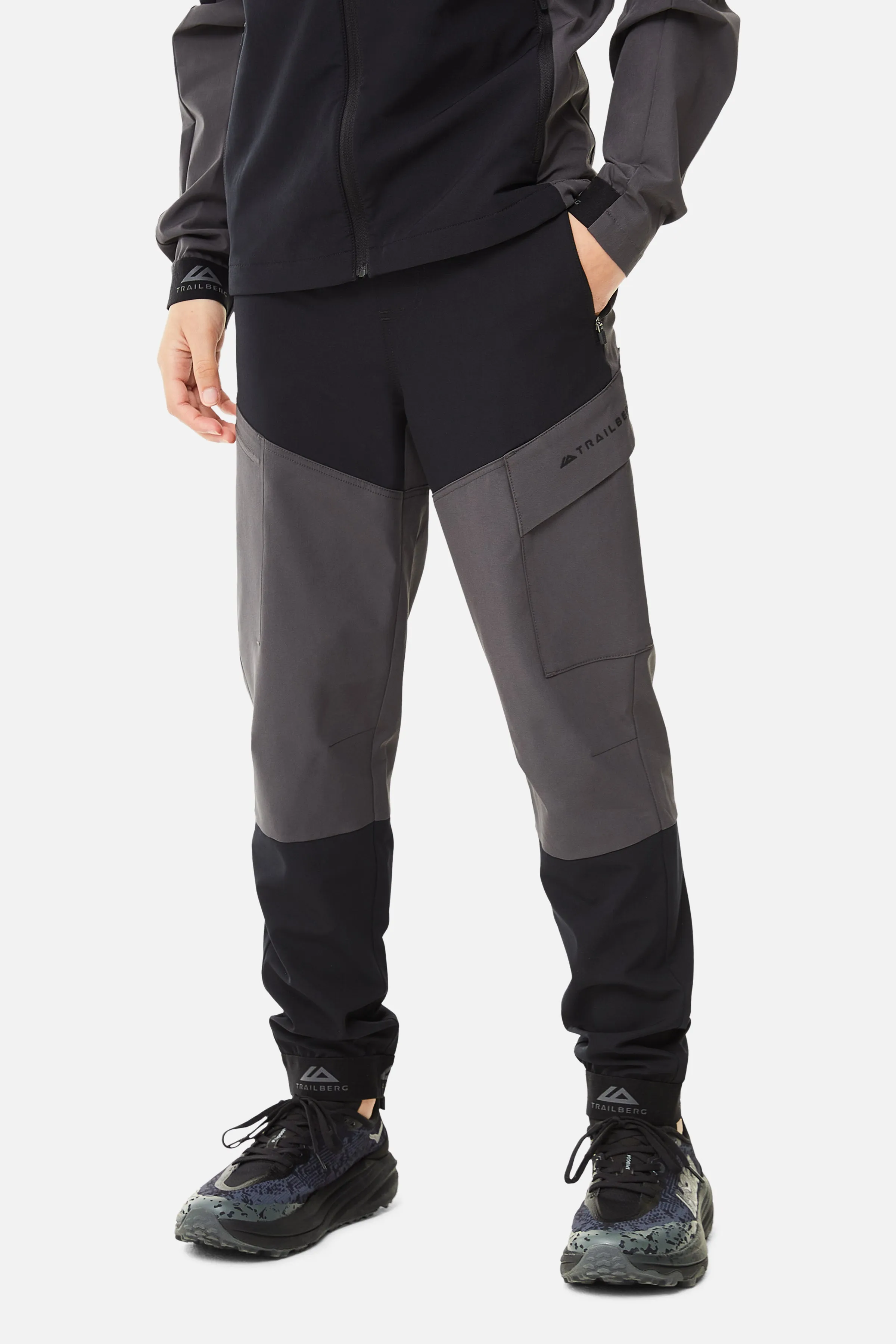 Boys Elbrus Pant - Black/Volcano Grey sold by Trailberg