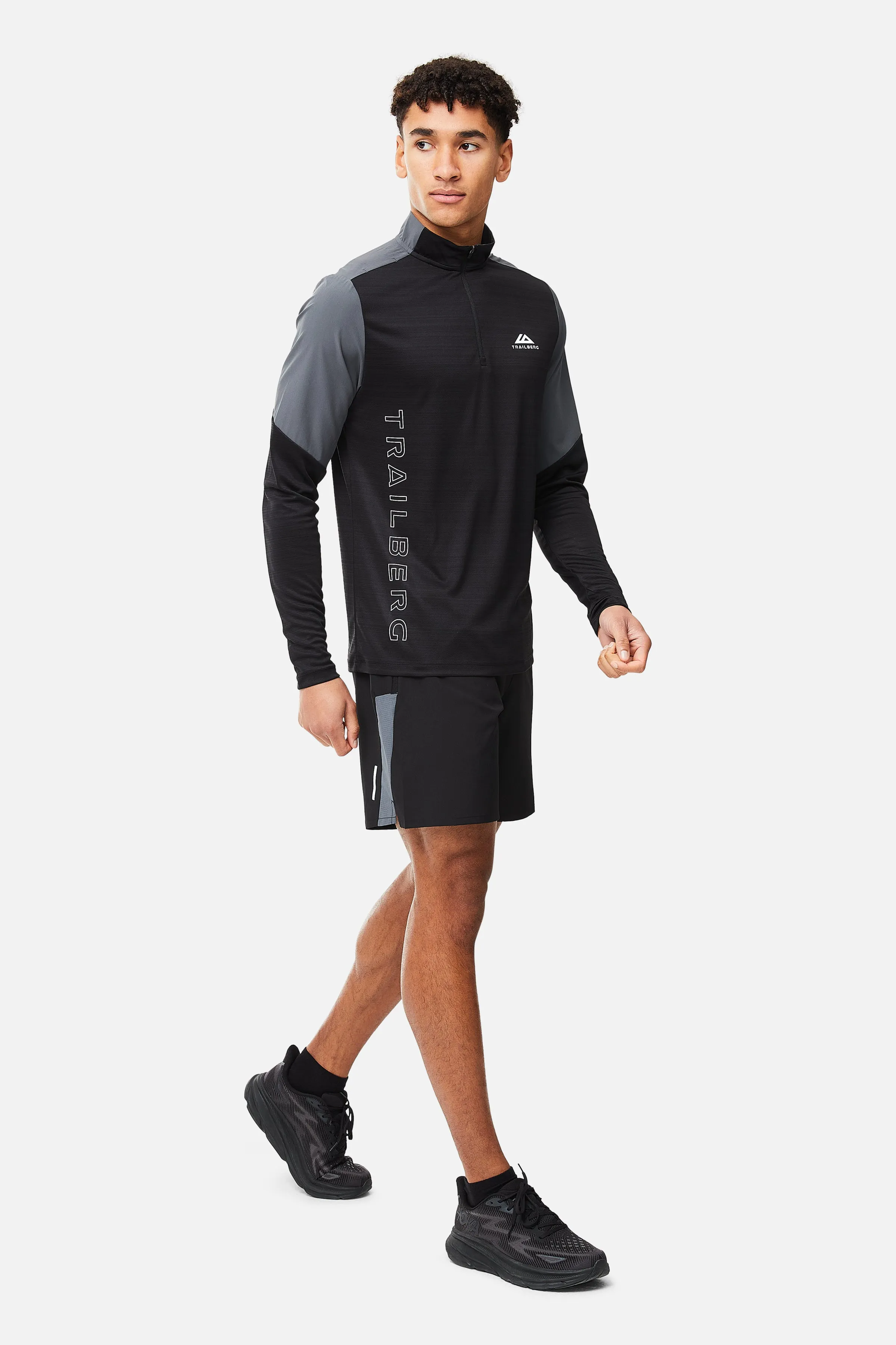SS25 Triathlon 1/4 Zip - Black/Iron Grey sold by Trailberg product image thumbnail 3