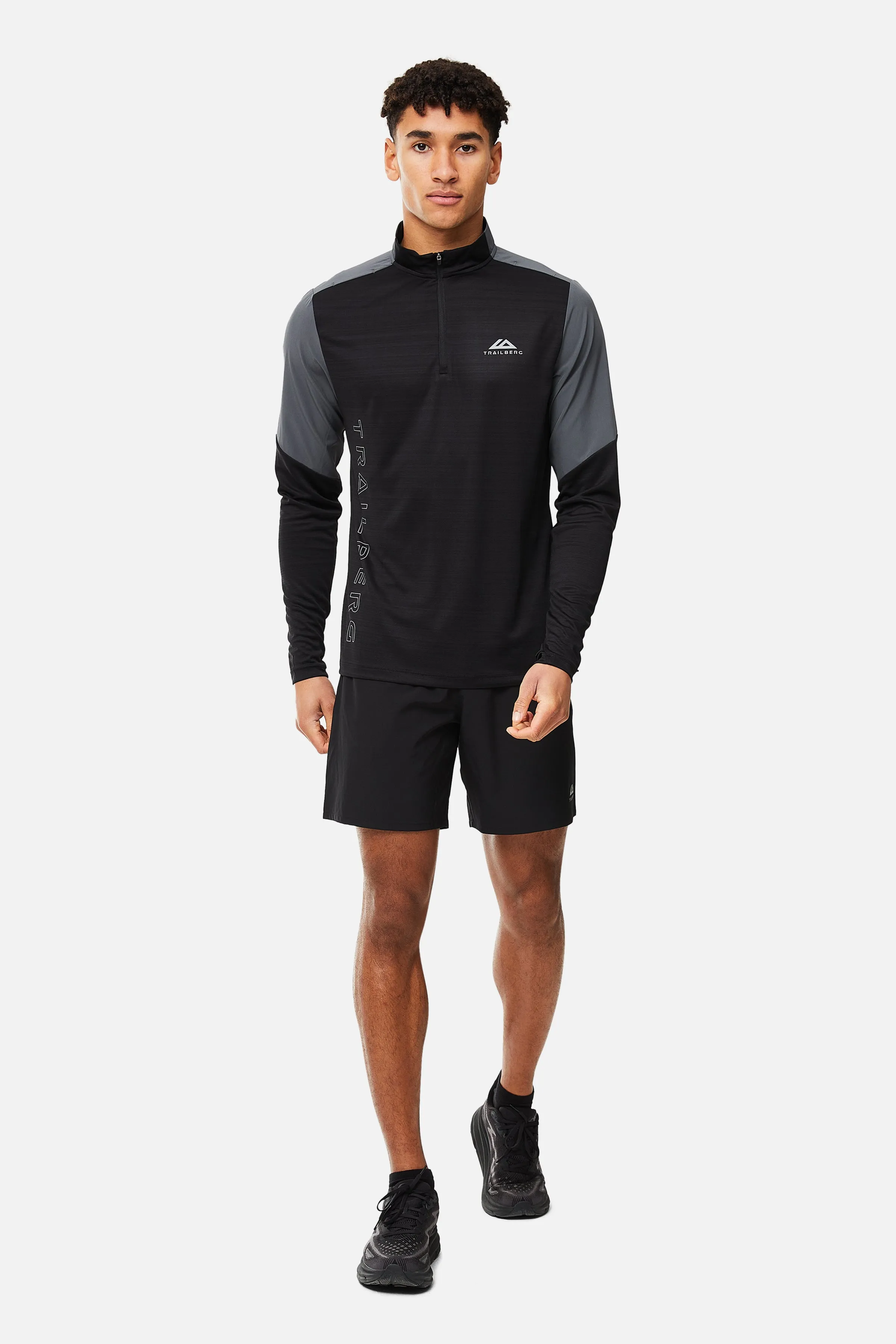 SS25 Triathlon 1/4 Zip - Black/Iron Grey sold by Trailberg product image thumbnail 2