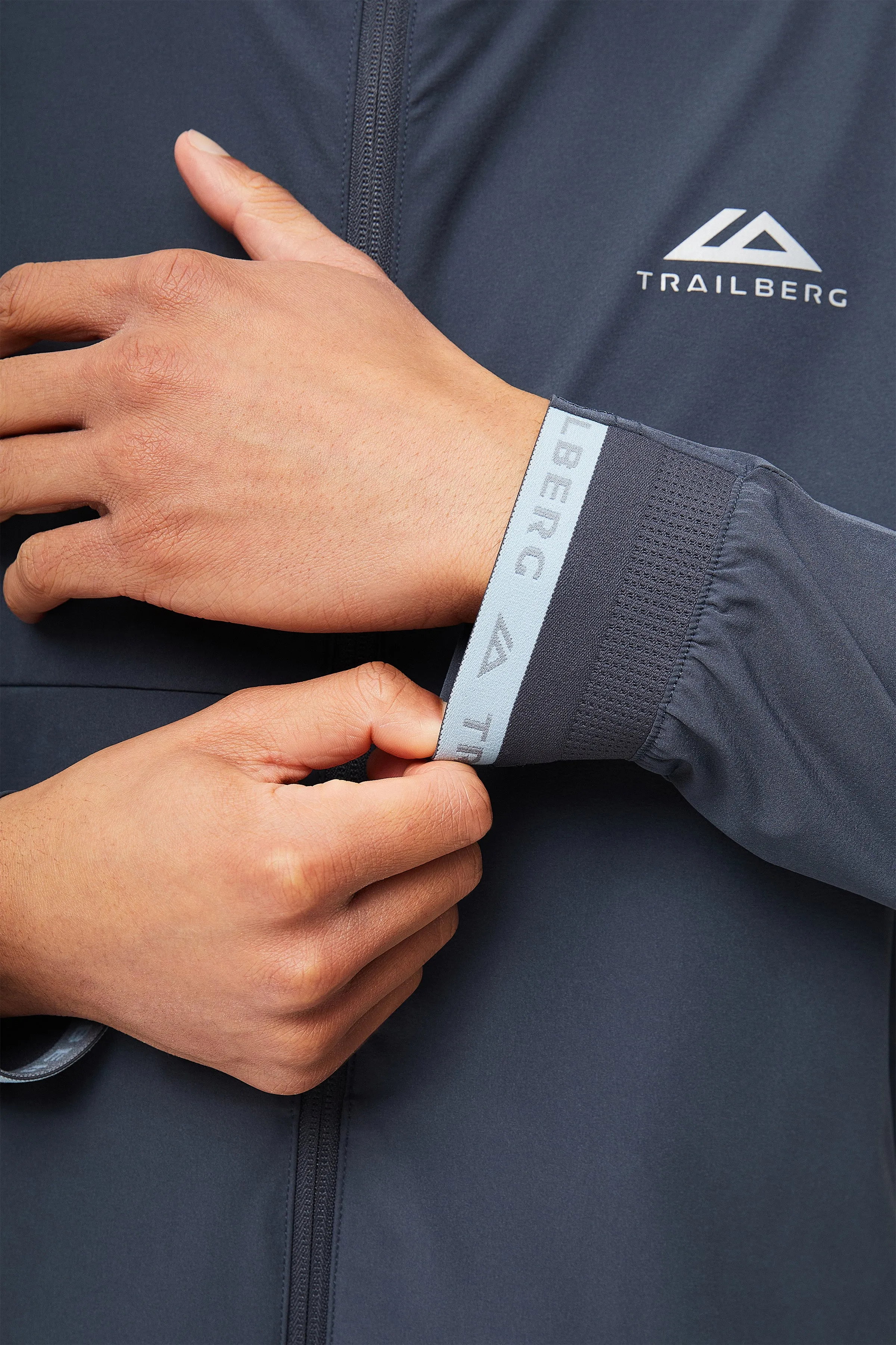 Frontier 2.0 Hood - Eclipse Blue sold by Trailberg product image thumbnail 4