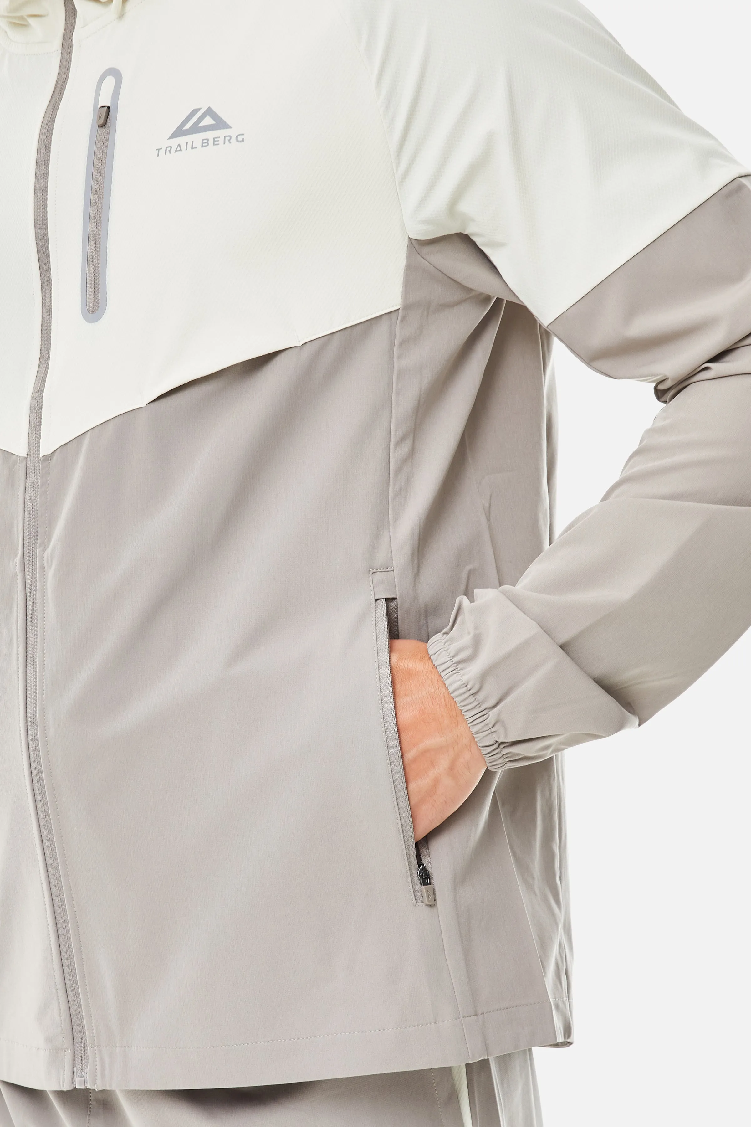 AW25 Cloud Hood - Pale Taupe/Dune White sold by Trailberg product image thumbnail 4