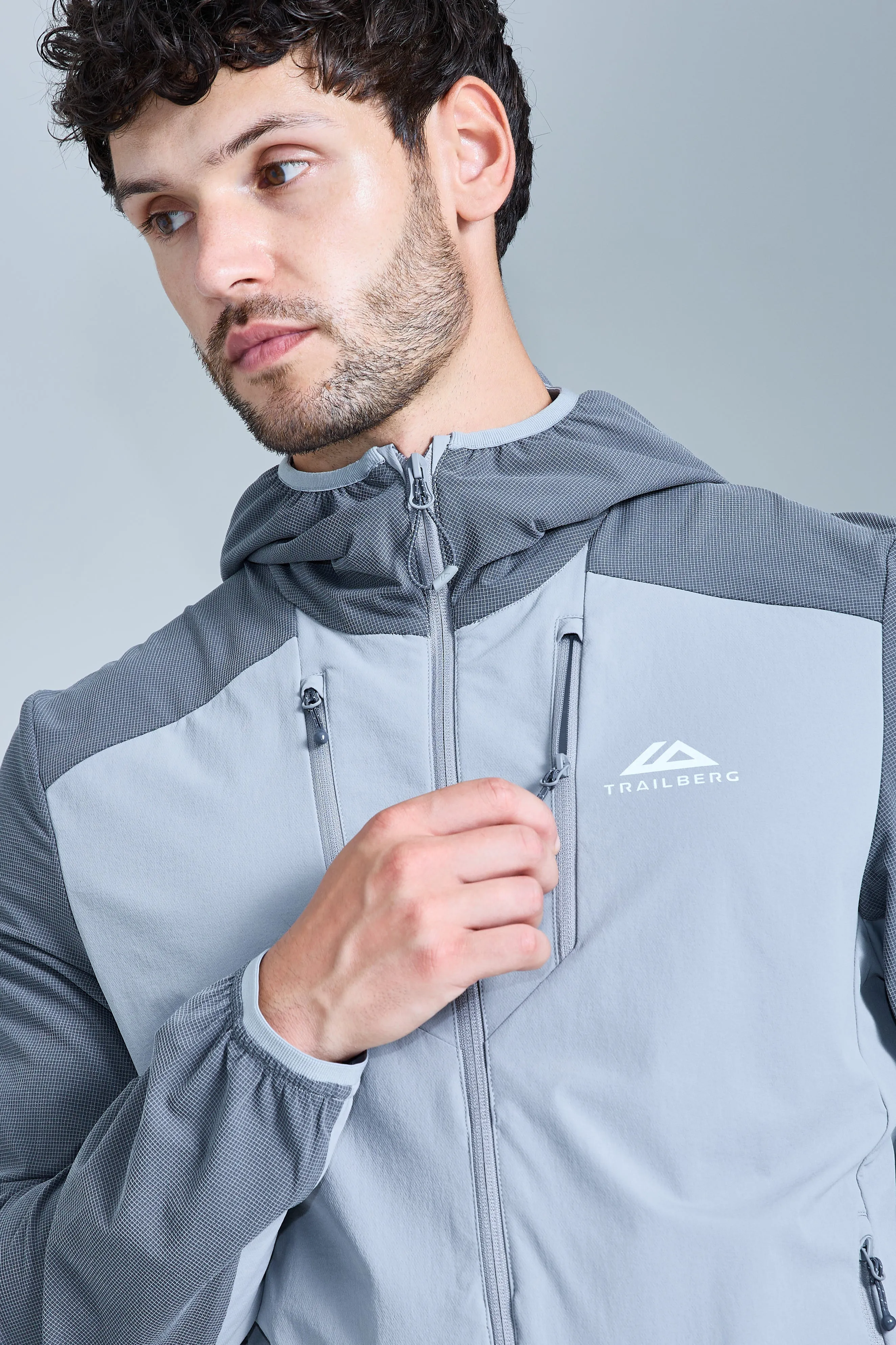 Faltenjura 2.0 Hood - Moon Grey/Iron Grey sold by Trailberg product image thumbnail 3