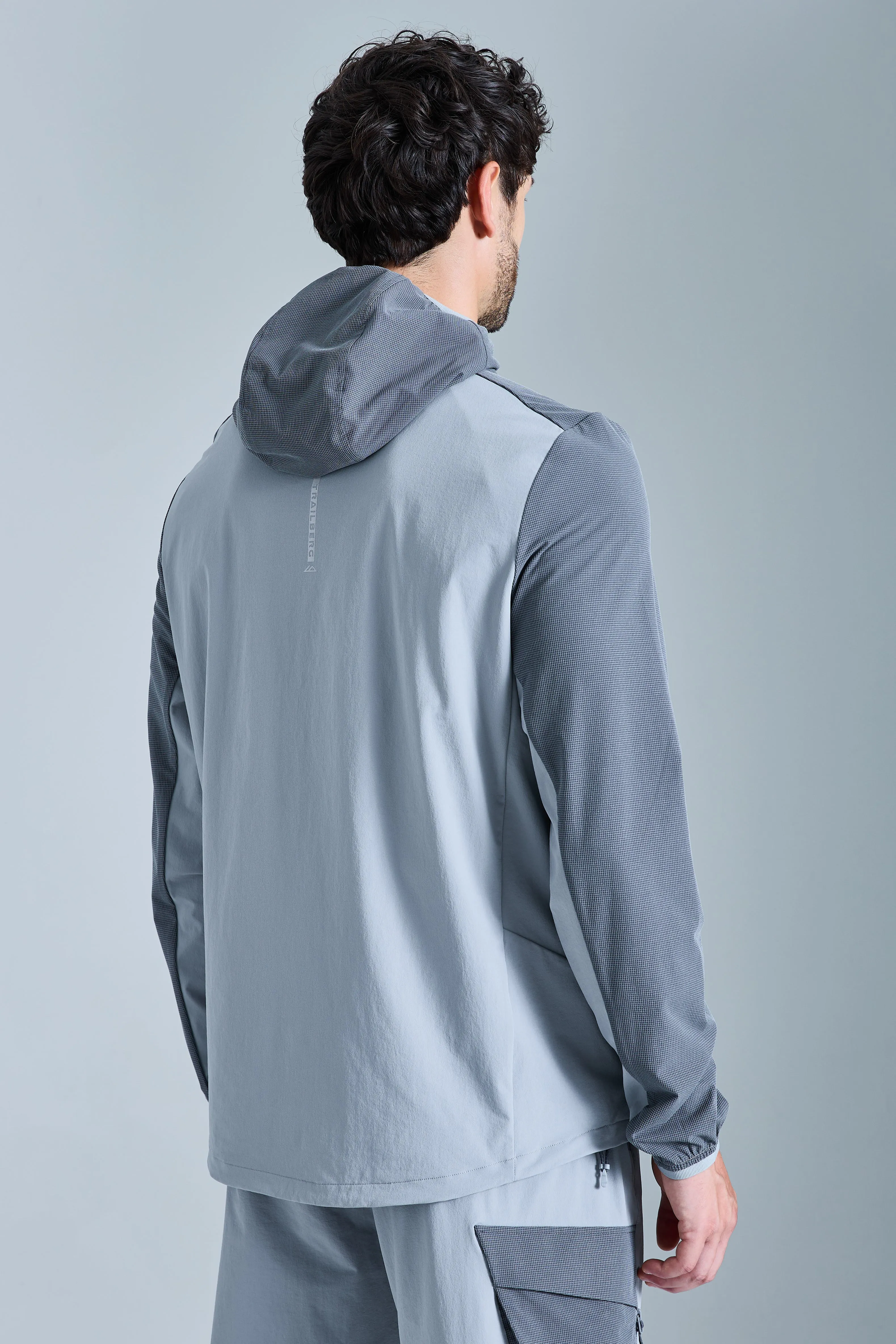 Faltenjura 2.0 Hood - Moon Grey/Iron Grey sold by Trailberg product image thumbnail 4