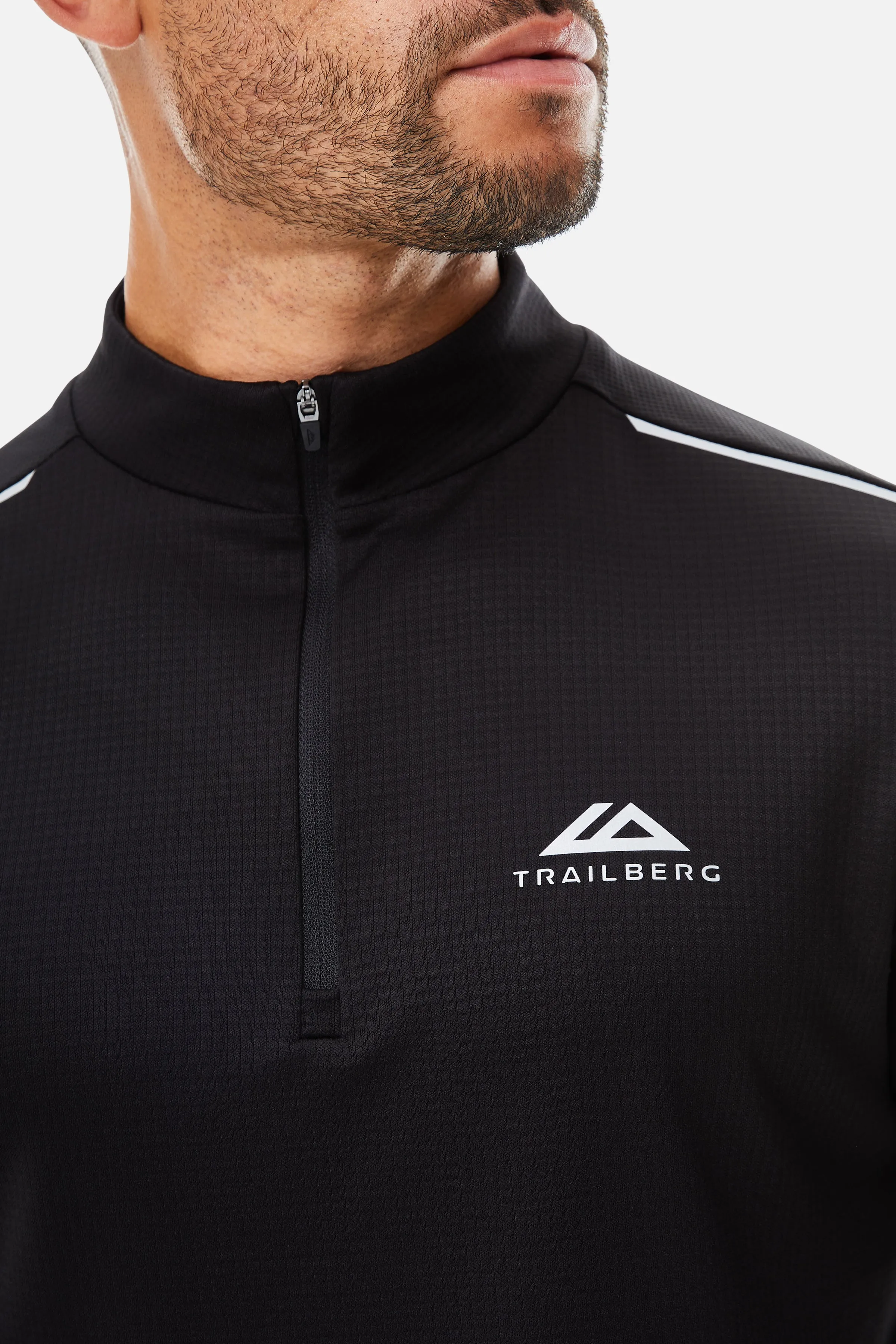 Focus 1/4 Zip - Black sold by Trailberg product image thumbnail 4