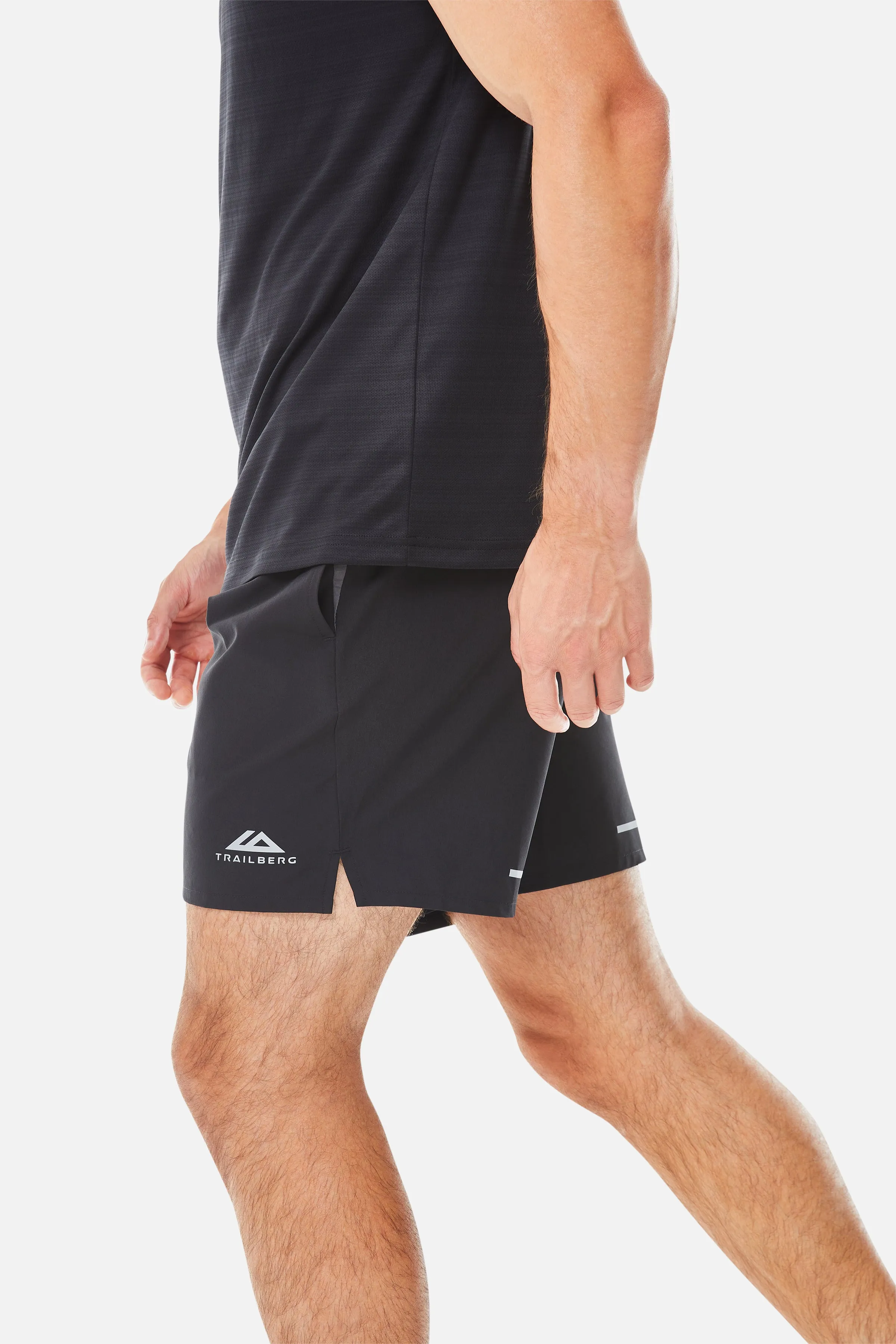 AW25 Cloud Short - Black/Volcano Grey sold by Trailberg