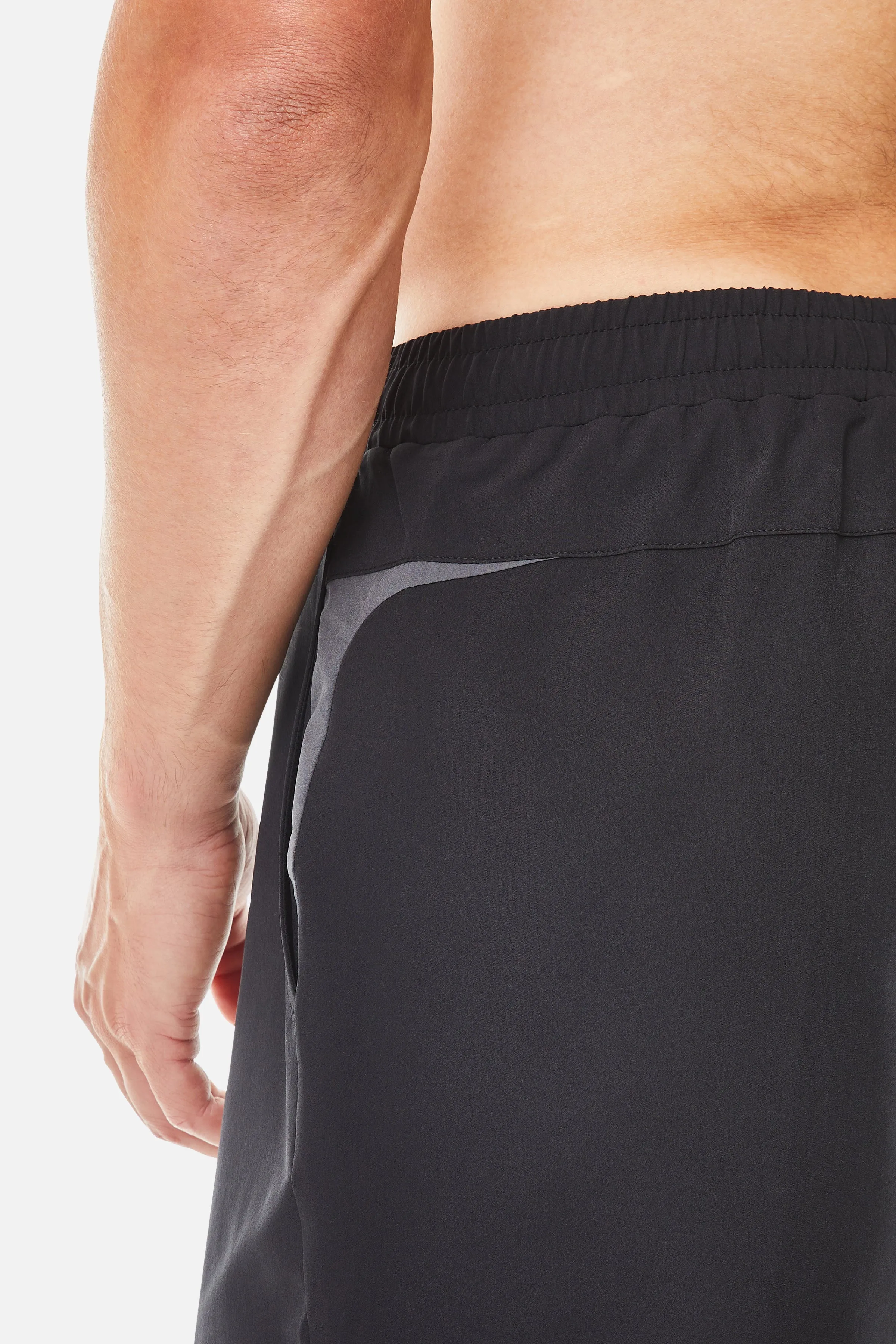 AW25 Cloud Short - Black/Volcano Grey sold by Trailberg product image thumbnail 5
