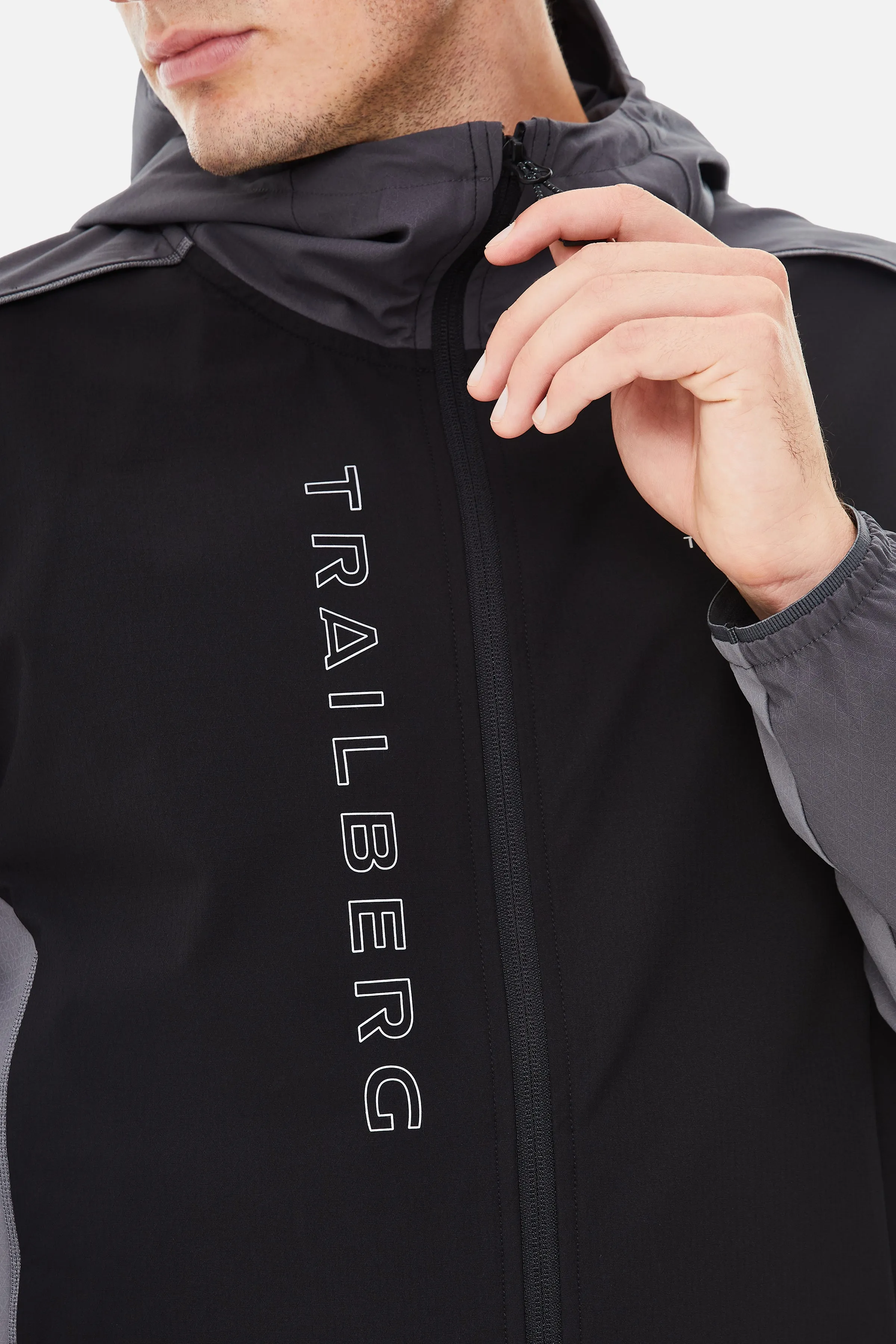 AW25 Triathlon Tracksuit - Black/Volcano Grey/Urban Smoke sold by Trailberg product image thumbnail 4