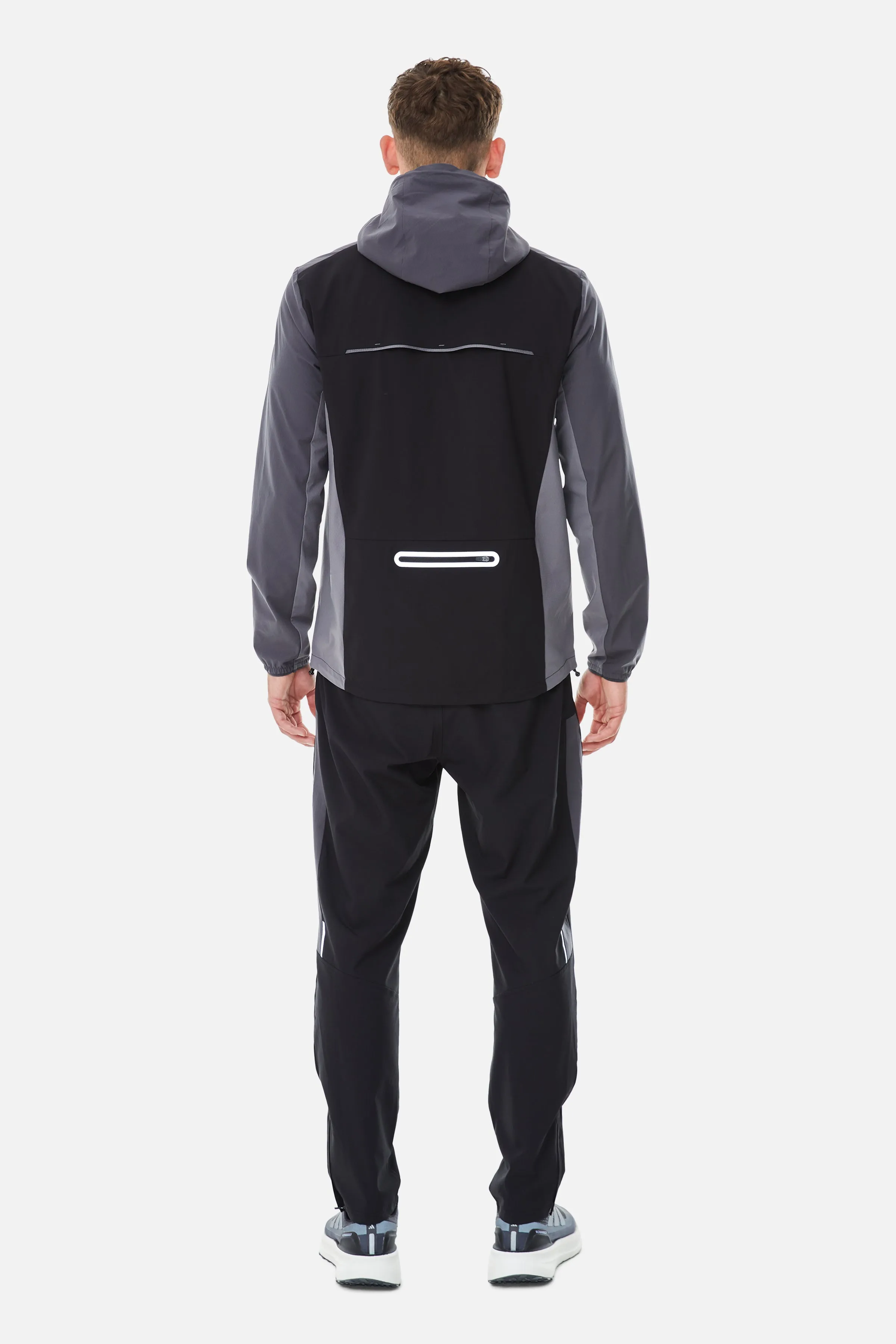 AW25 Triathlon Tracksuit - Black/Volcano Grey/Urban Smoke sold by Trailberg product image thumbnail 5