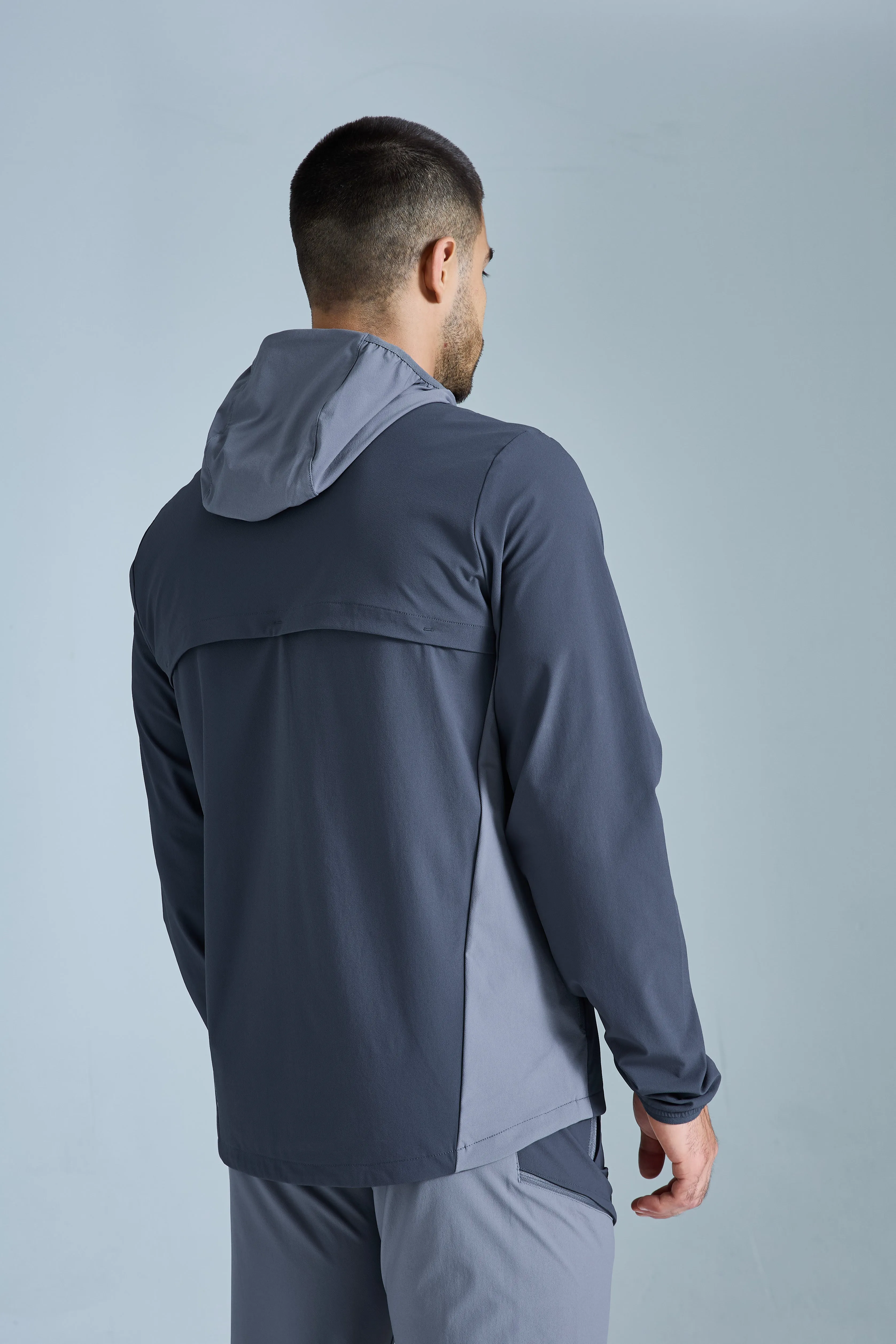 Odyssey 2.0 Hood - Volcano Grey/Urban Smoke sold by Trailberg product image thumbnail 3