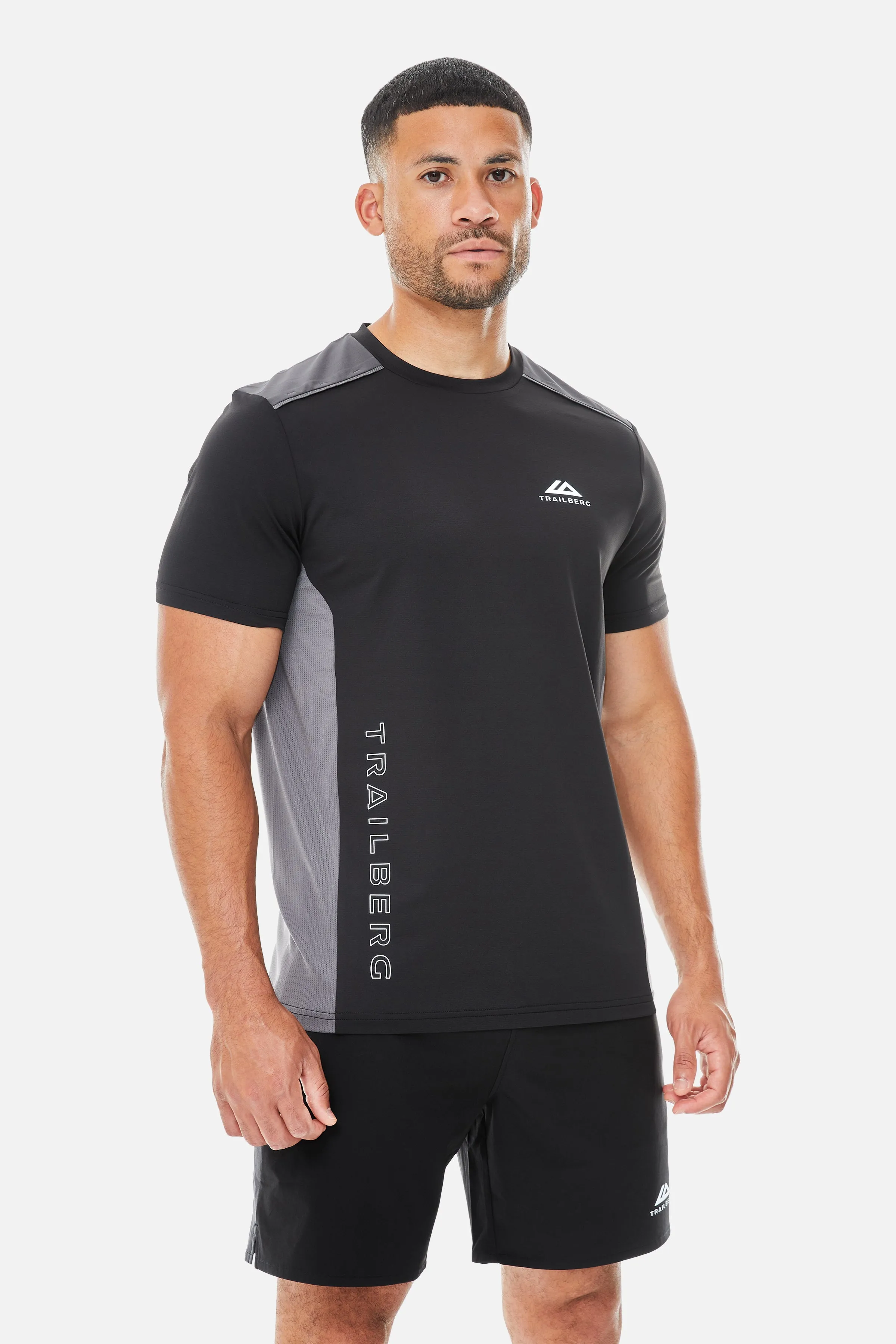 AW25 Triathlon Twinset - Black/Volcano Grey sold by Trailberg product image thumbnail 3