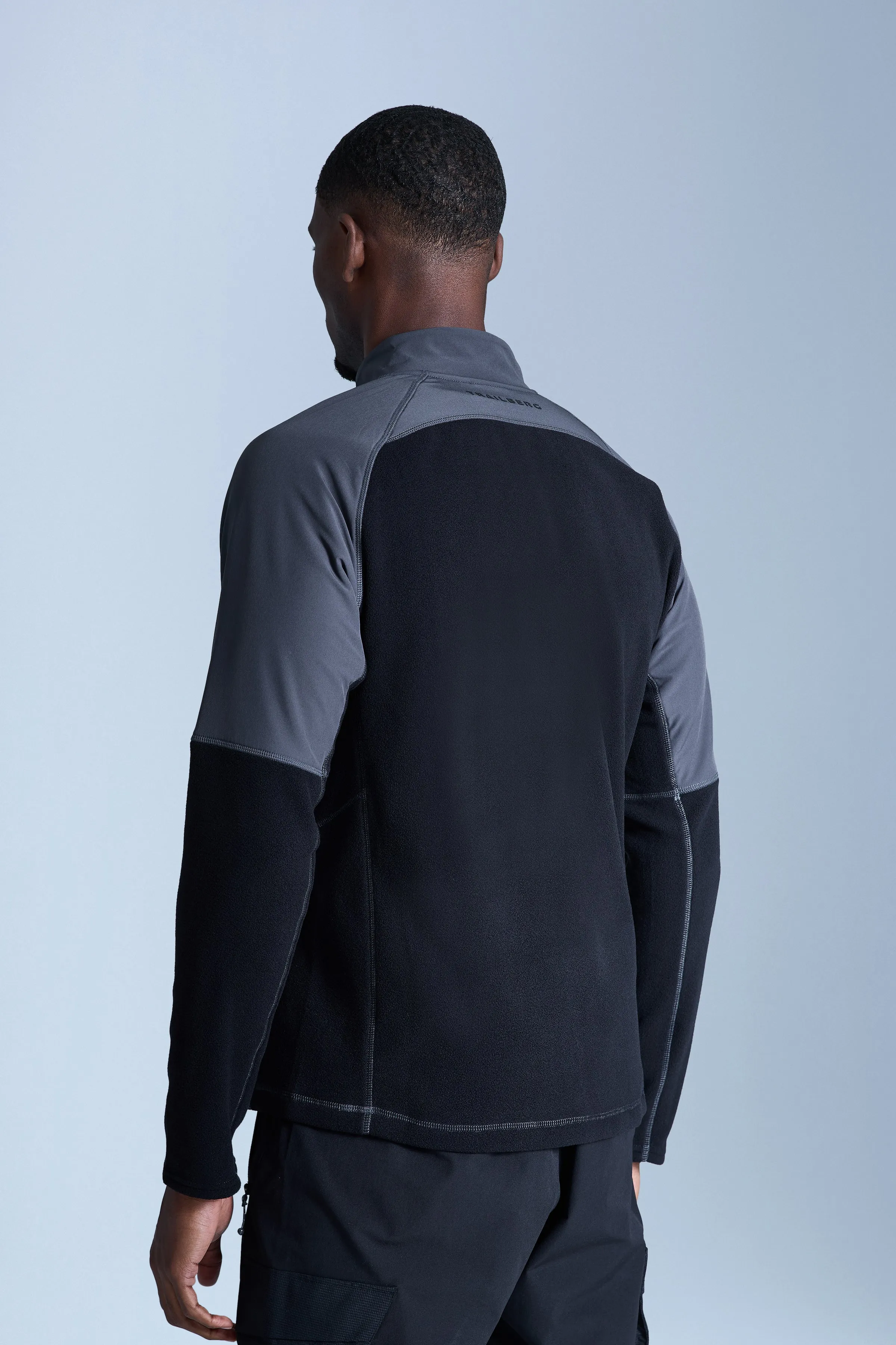 Sierra 1/4 Zip - Black/Asphalt sold by Trailberg product image thumbnail 3