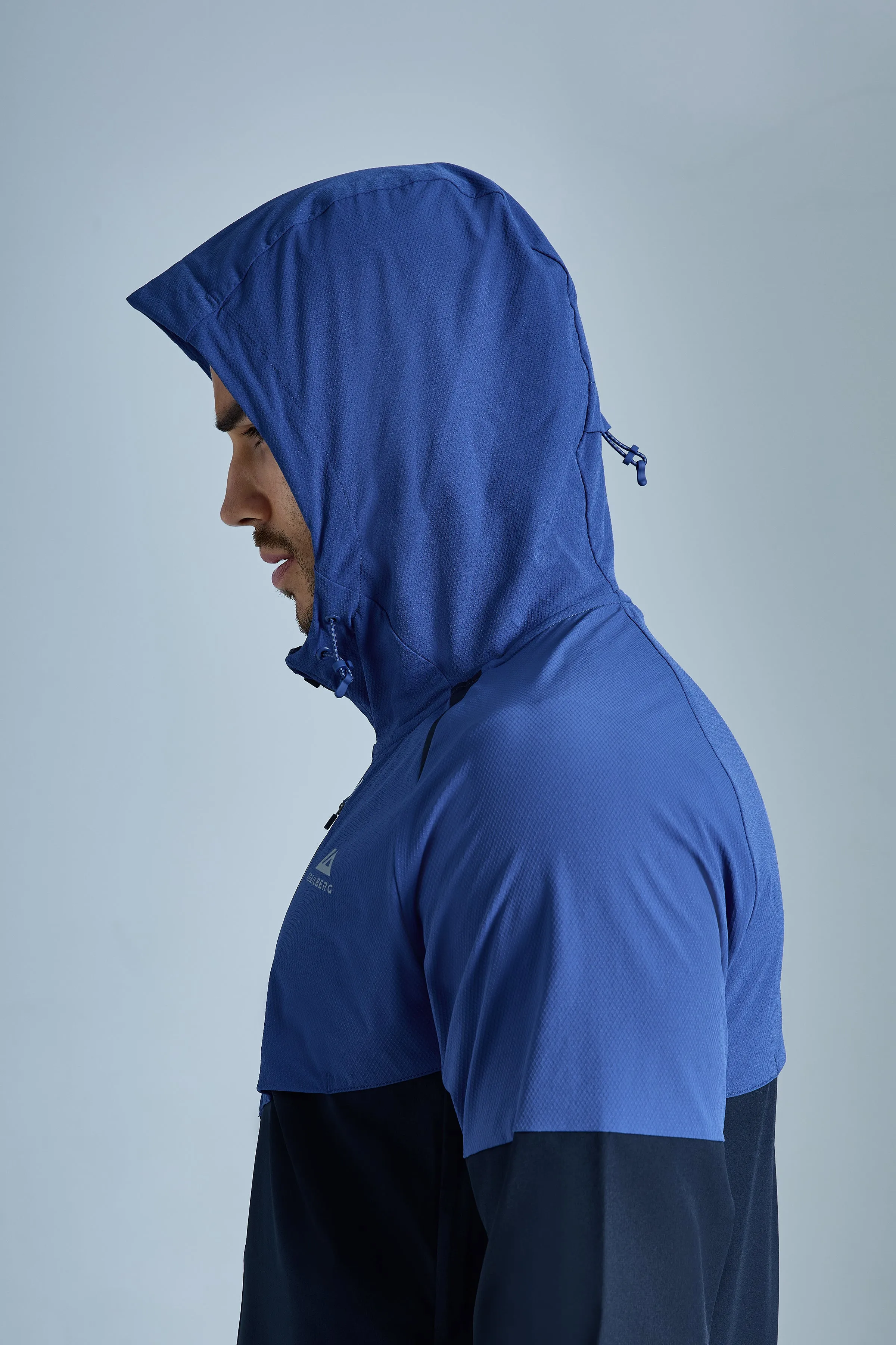 AW25 Cloud Hood - Deep Ocean/Chroma Blue sold by Trailberg product image thumbnail 4