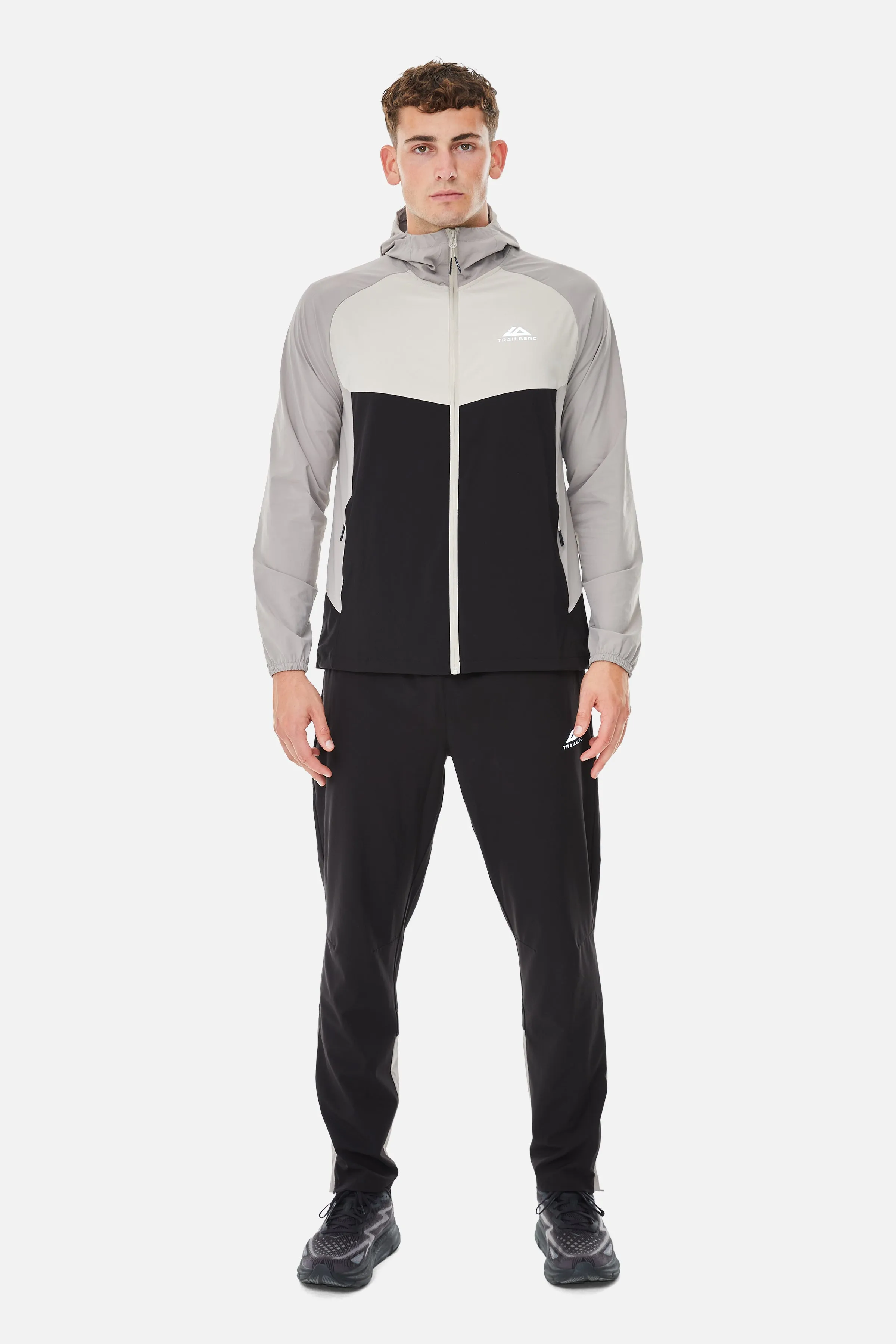 Focus Tracksuit - Fossil Brown/Pale Taupe/Black sold by Trailberg
