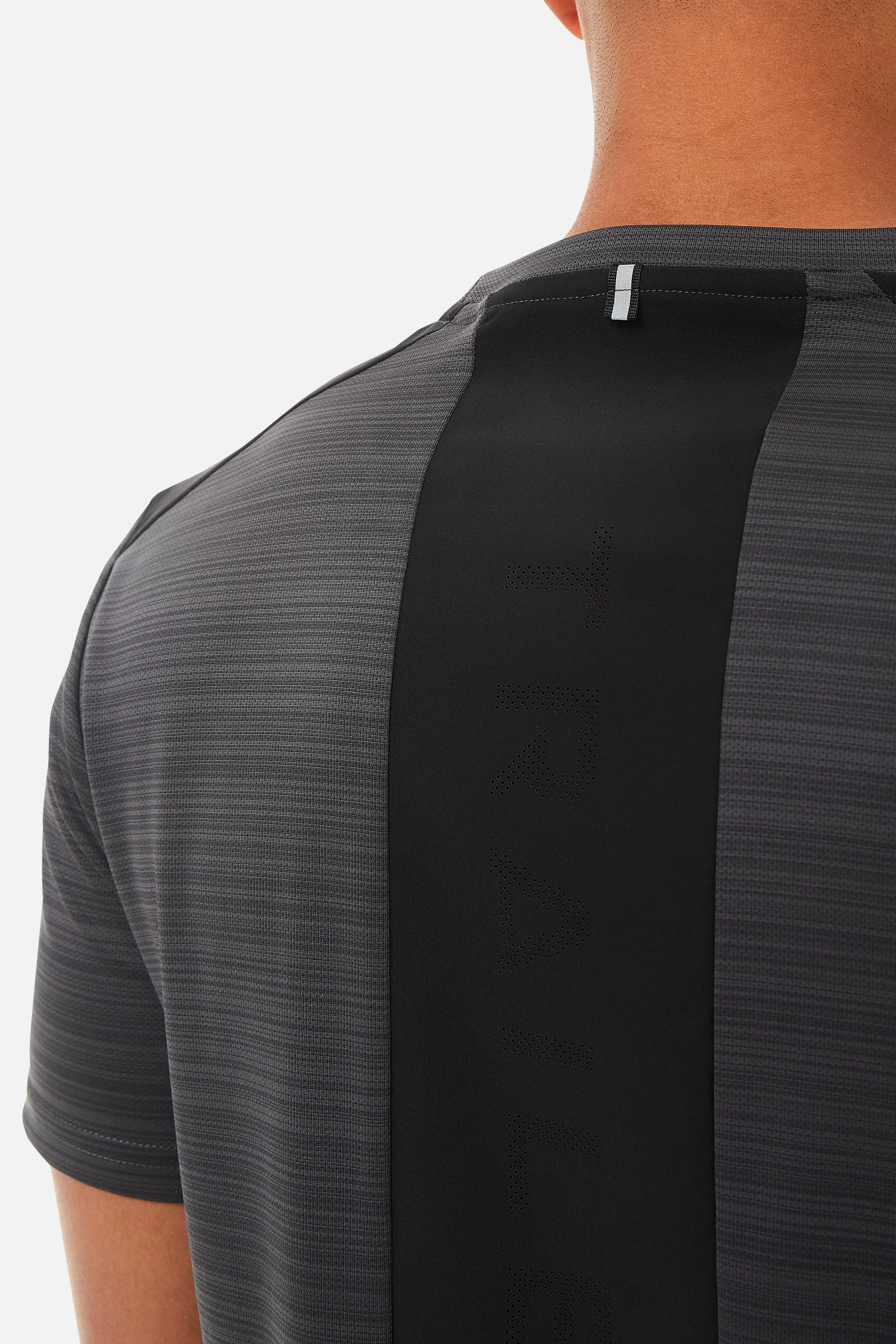 AW24 Cloud Tee - Black/Grey sold by Trailberg product image thumbnail 4