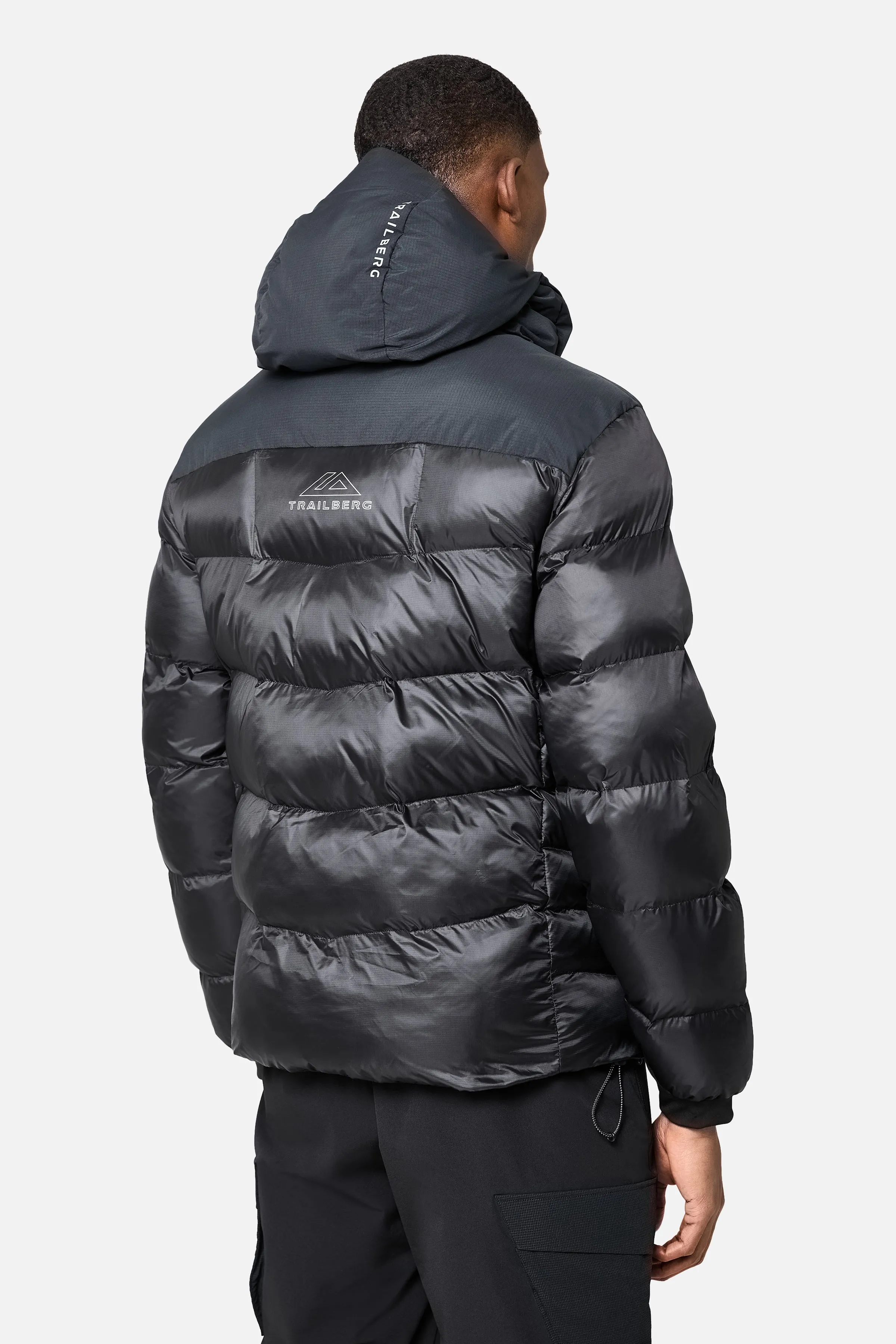 Canyon Insulated Jacket - Black sold by Trailberg product image thumbnail 5
