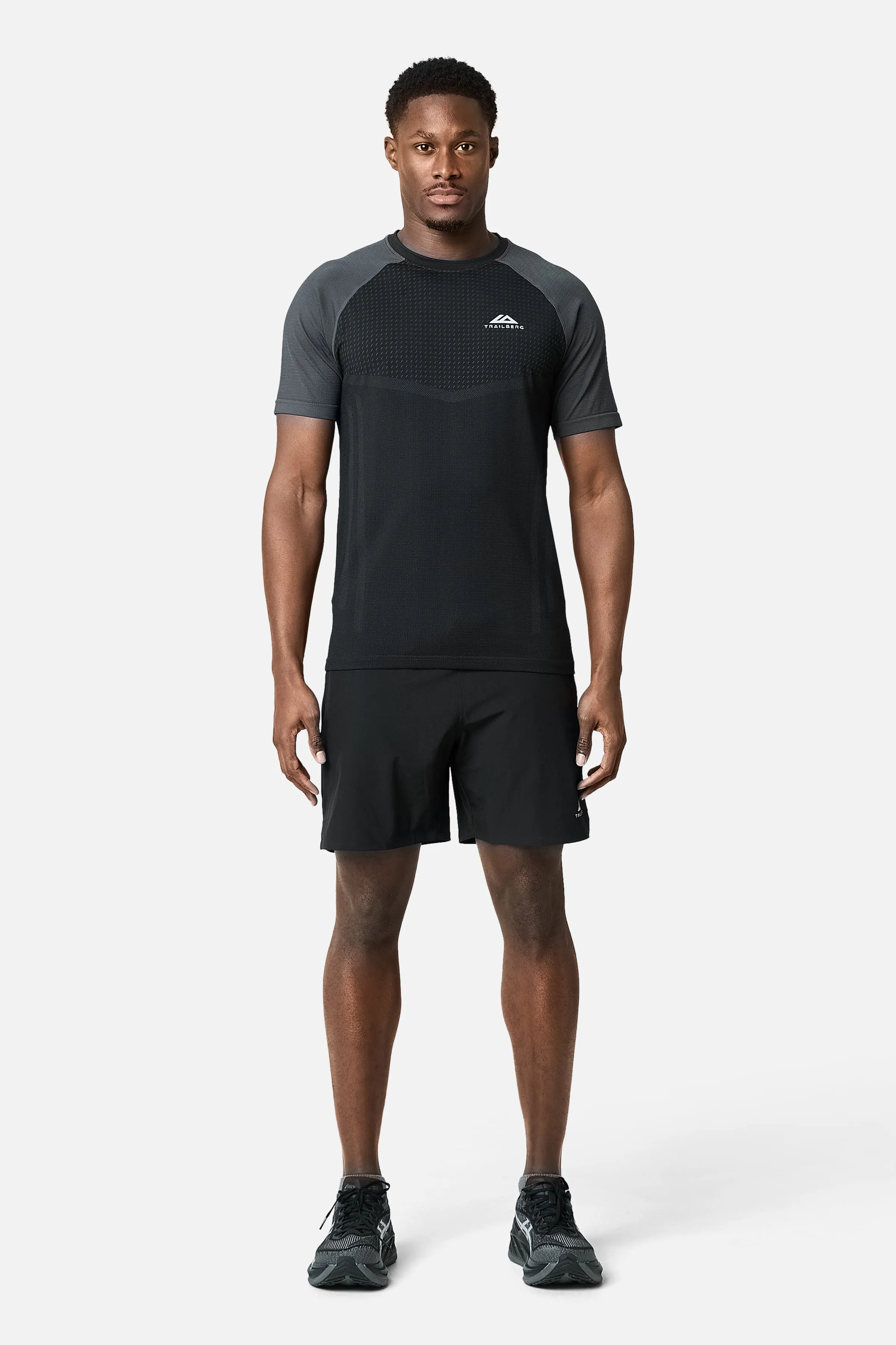 Rapid Dash Seamless Tee - Black/Volcano Grey sold by Trailberg product image thumbnail 4