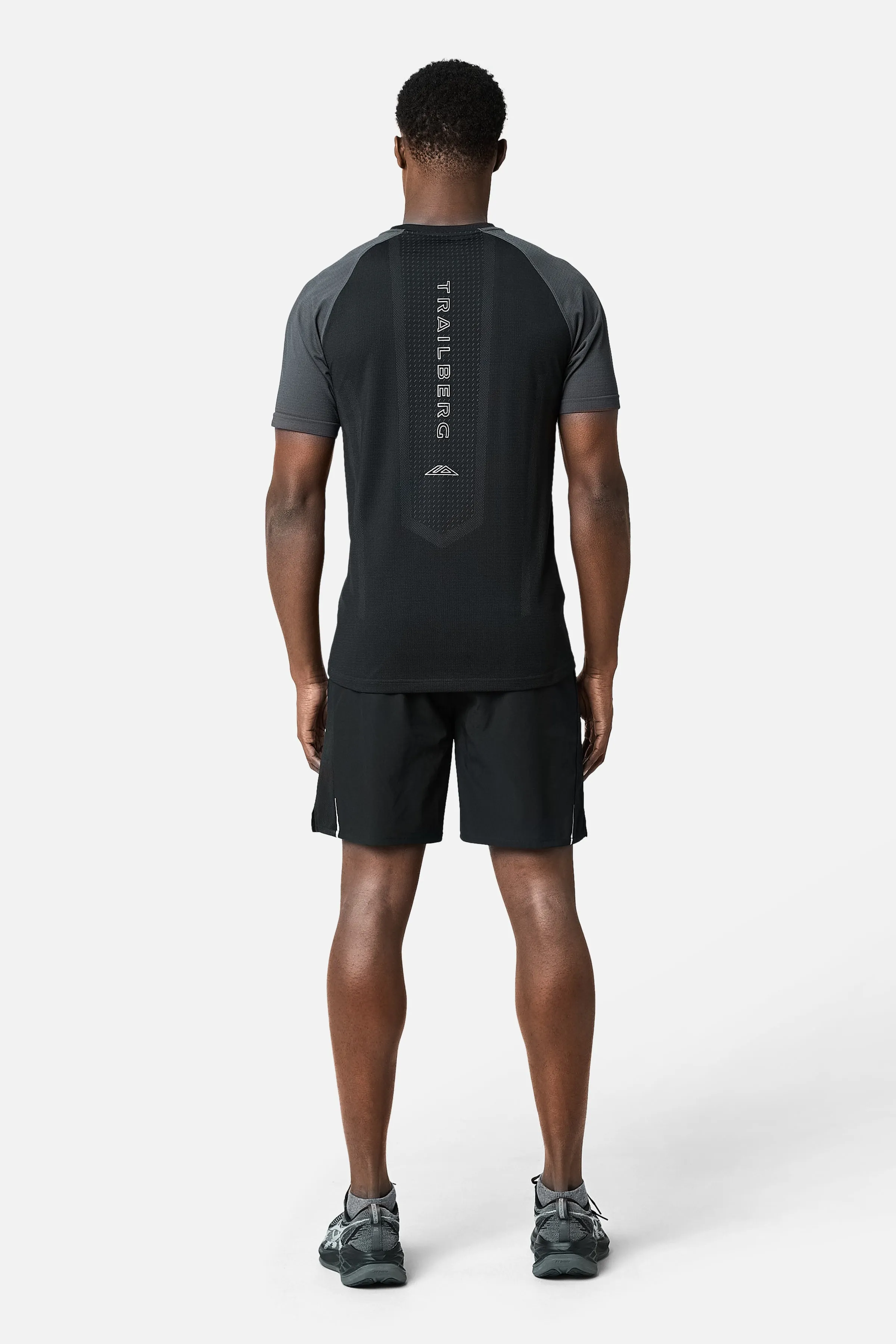 Rapid Dash Seamless Tee - Black/Volcano Grey sold by Trailberg product image thumbnail 5