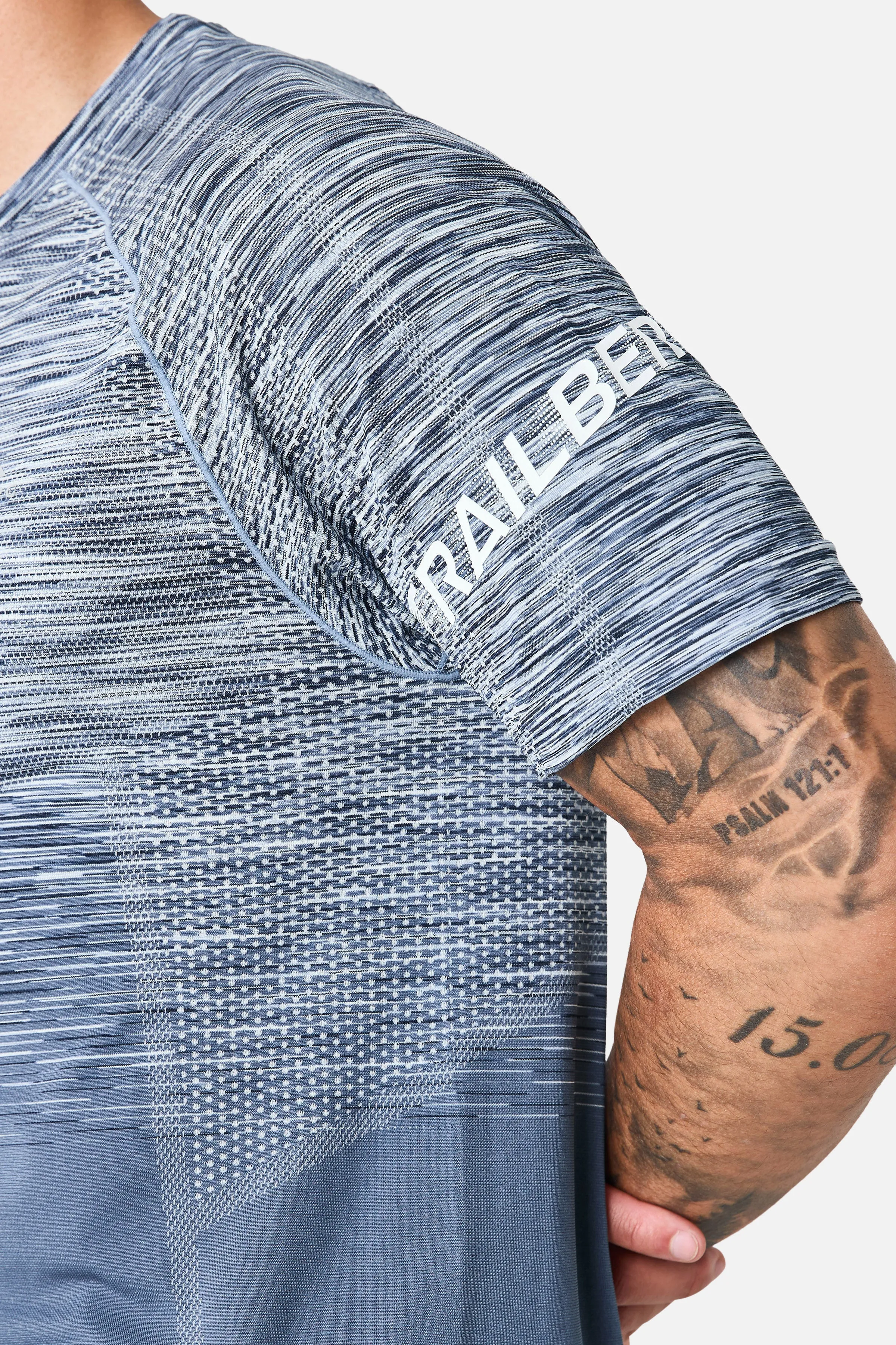 Arc Seamless Tee - Breeze/Storm Blue/Skylar/White sold by Trailberg product image thumbnail 4