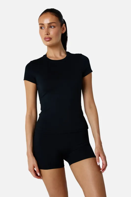 Womens Sculpt Core Tee - Black made by Trailberg