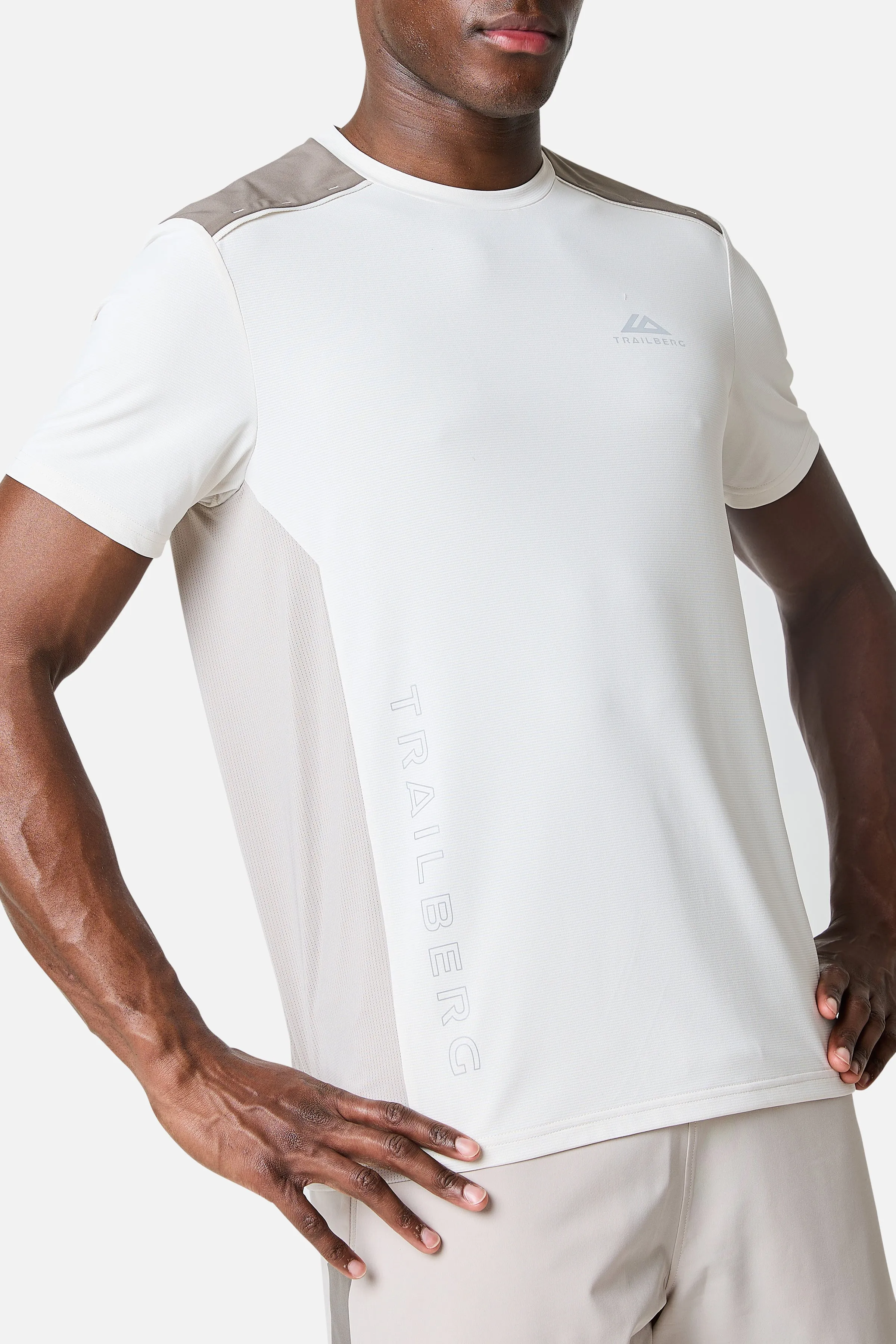 SS26 Triathlon Twinset - Pebblestone sold by Trailberg product image thumbnail 3