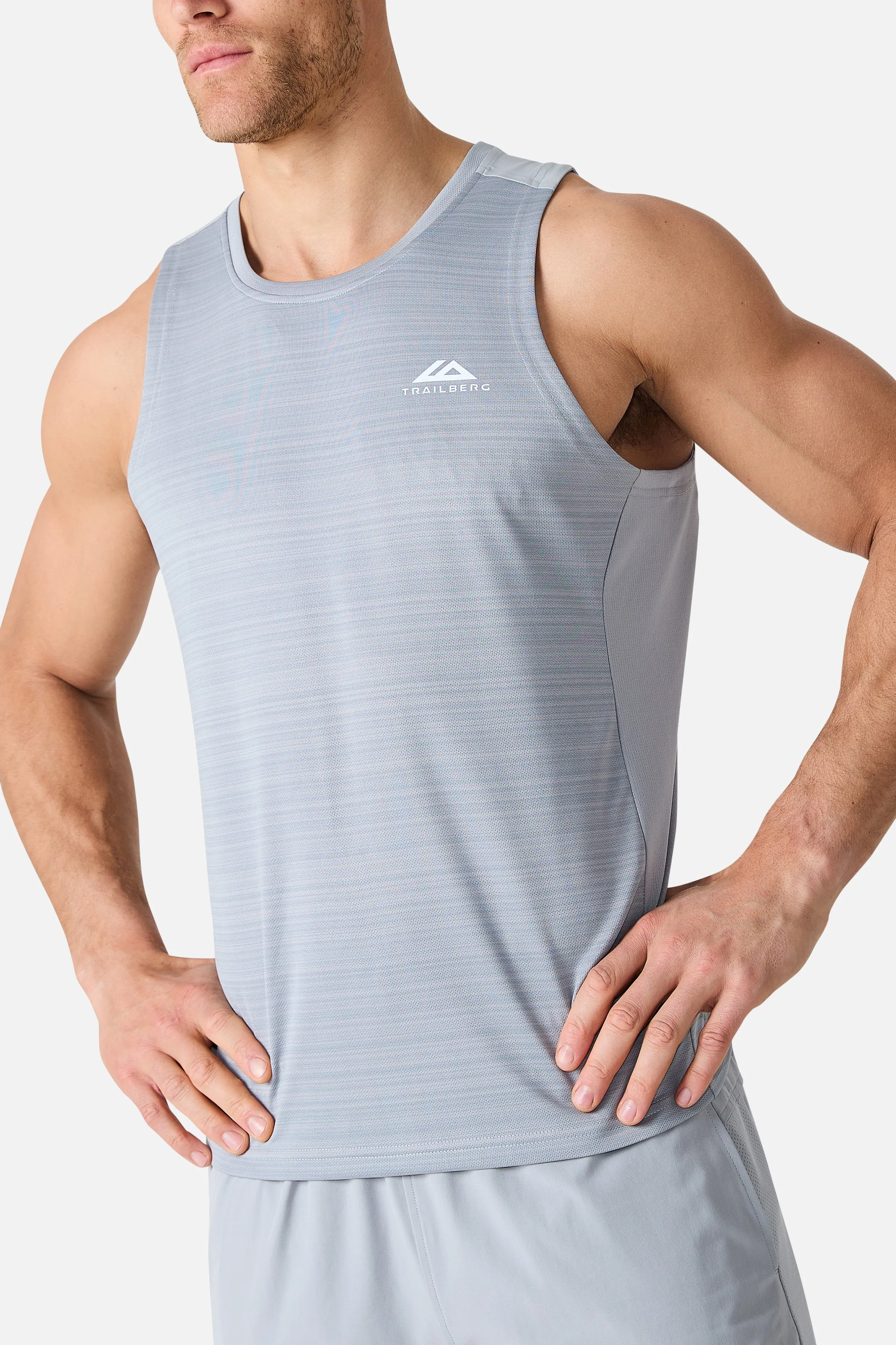 SS26 Cloud Running Vest - Lunar Grey sold by Trailberg