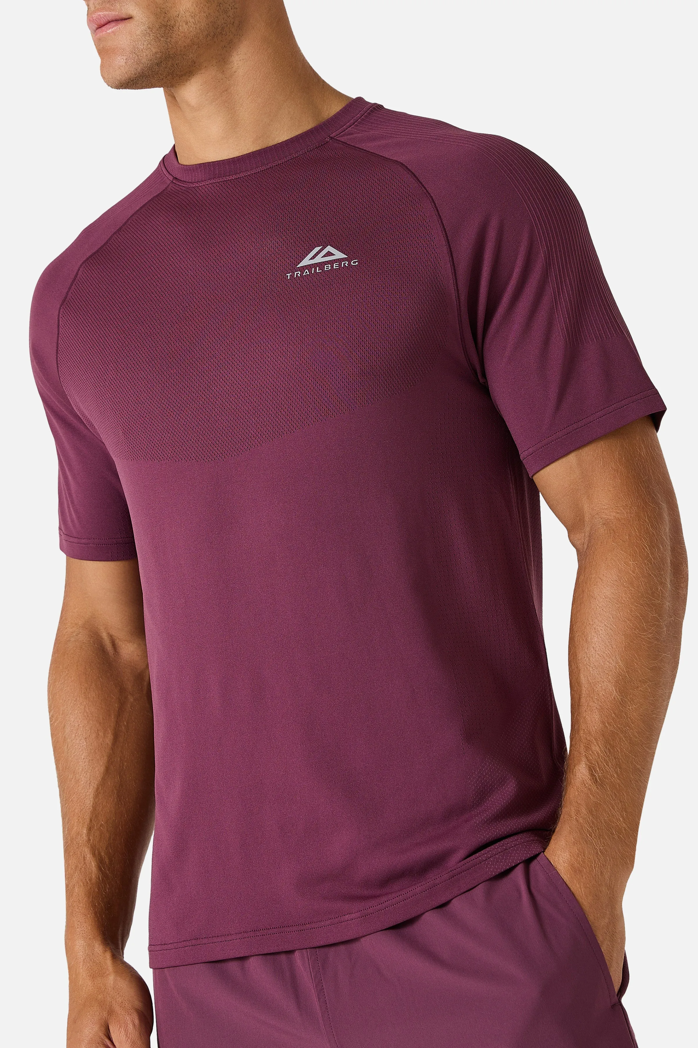 Driftline Seamless Tee - Deep Merlot sold by Trailberg product image thumbnail 4
