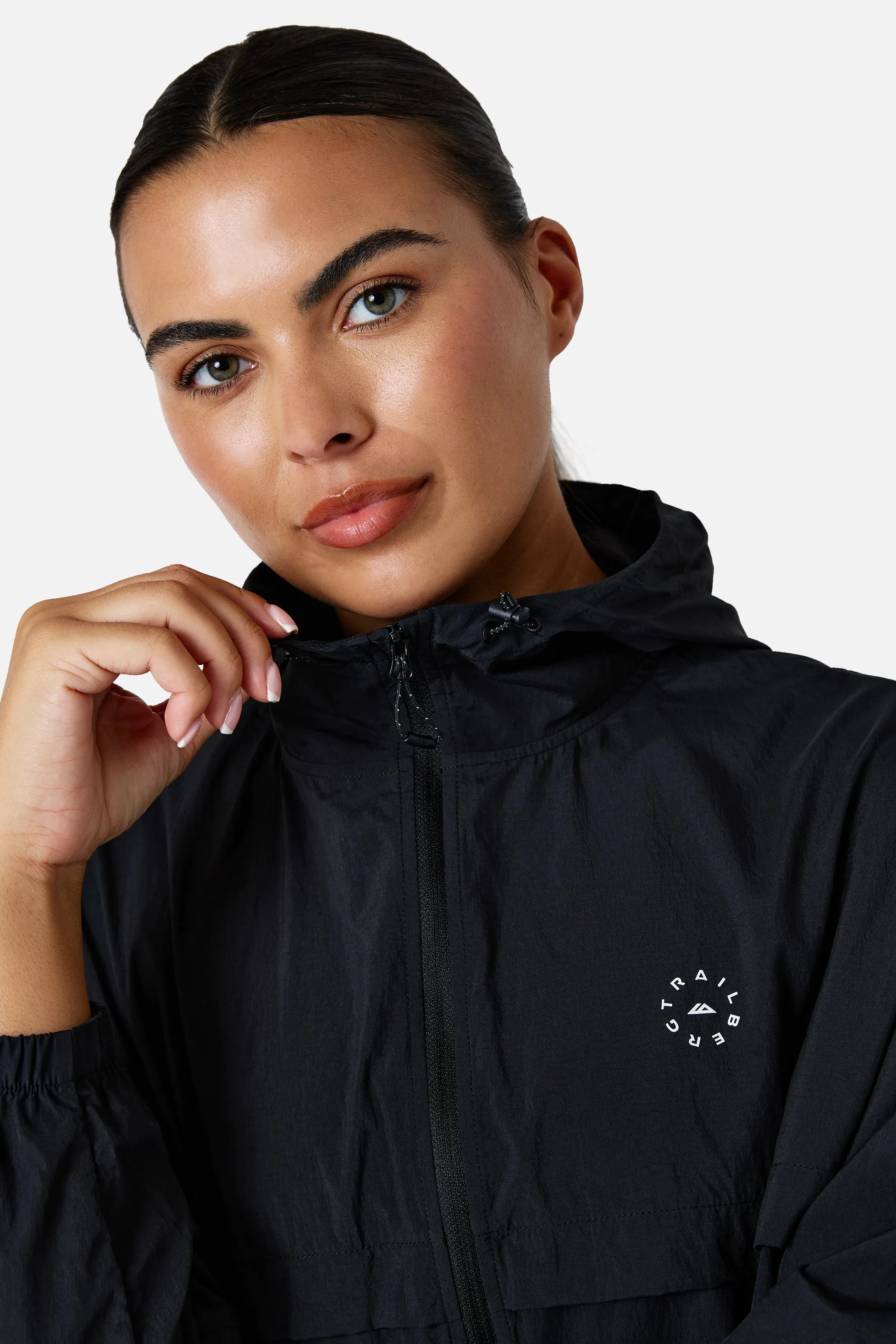 Womens Endura Running Windbreaker - Black sold by Trailberg product image thumbnail 3