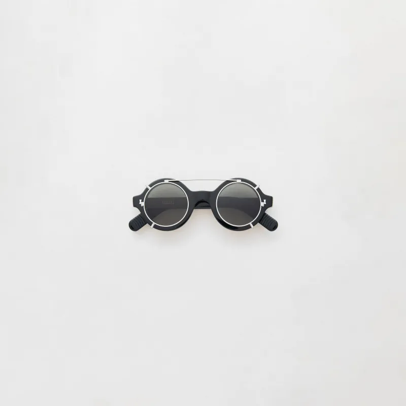 Woolf Clip-on sold by Cubitts