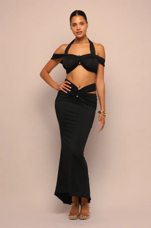 Final Cut Off Shoulder Maxi Skirt Set - Black made by Bogomore