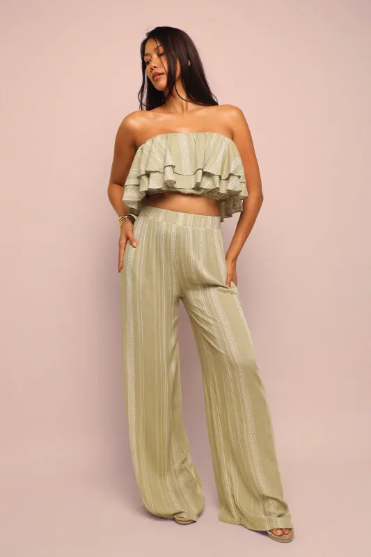 Sunset Flare Ruffle Tube & Wide Leg Set.. sold by Bogomore